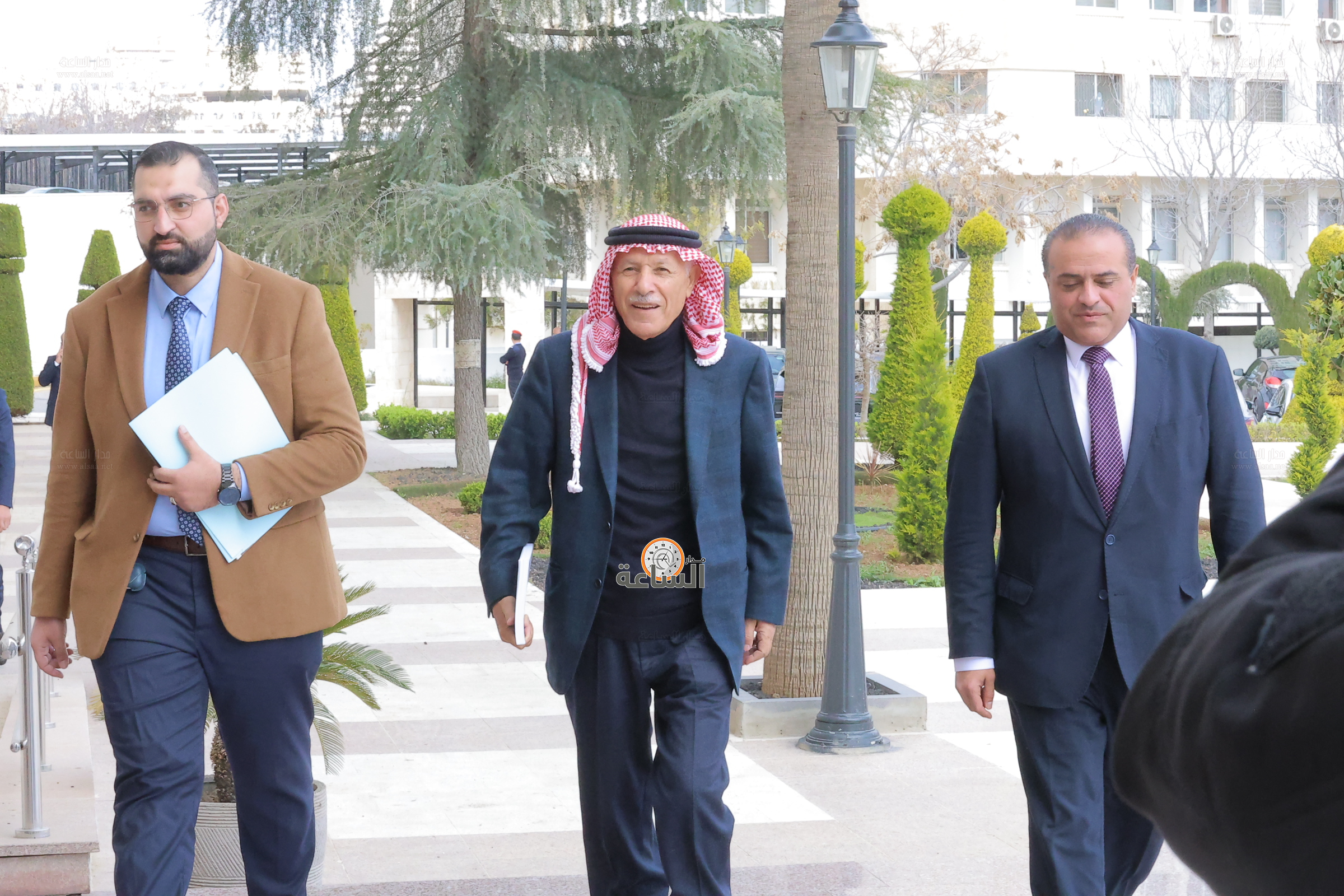 Madar Al-Saa Images 0.830490672772117