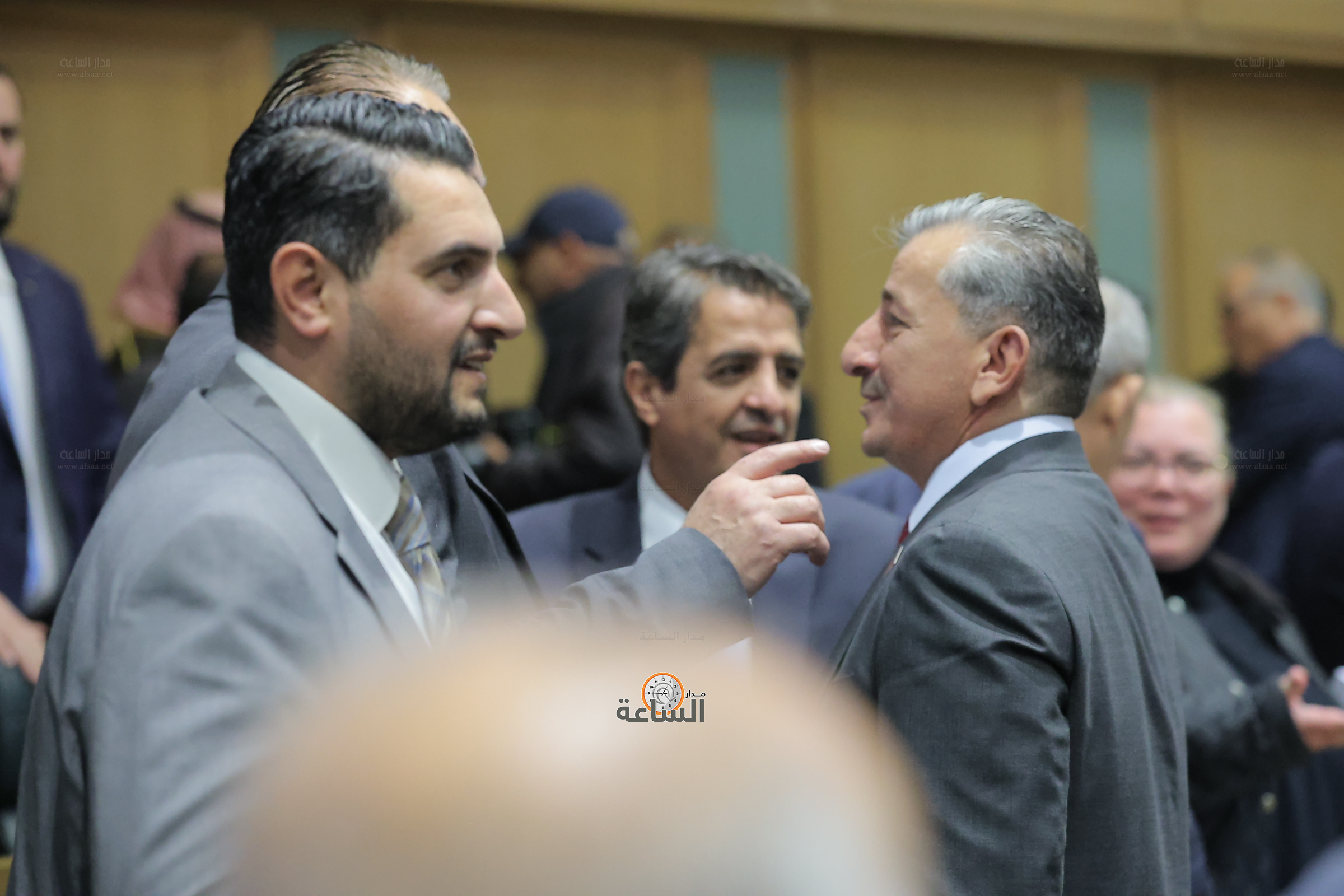 Madar Al-Saa Images 0.46292998212585346