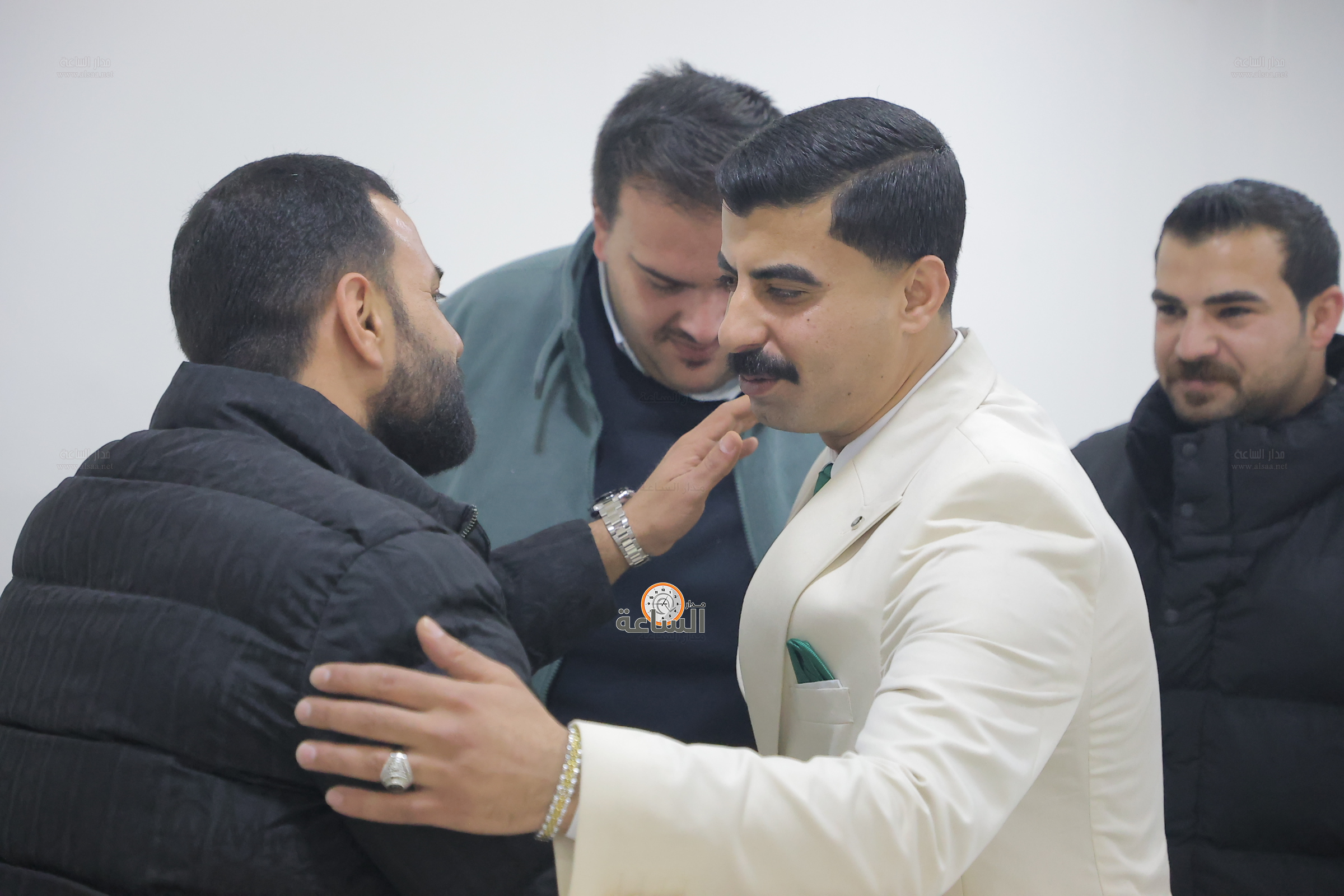 Madar Al-Saa Images 0.5401642497252255