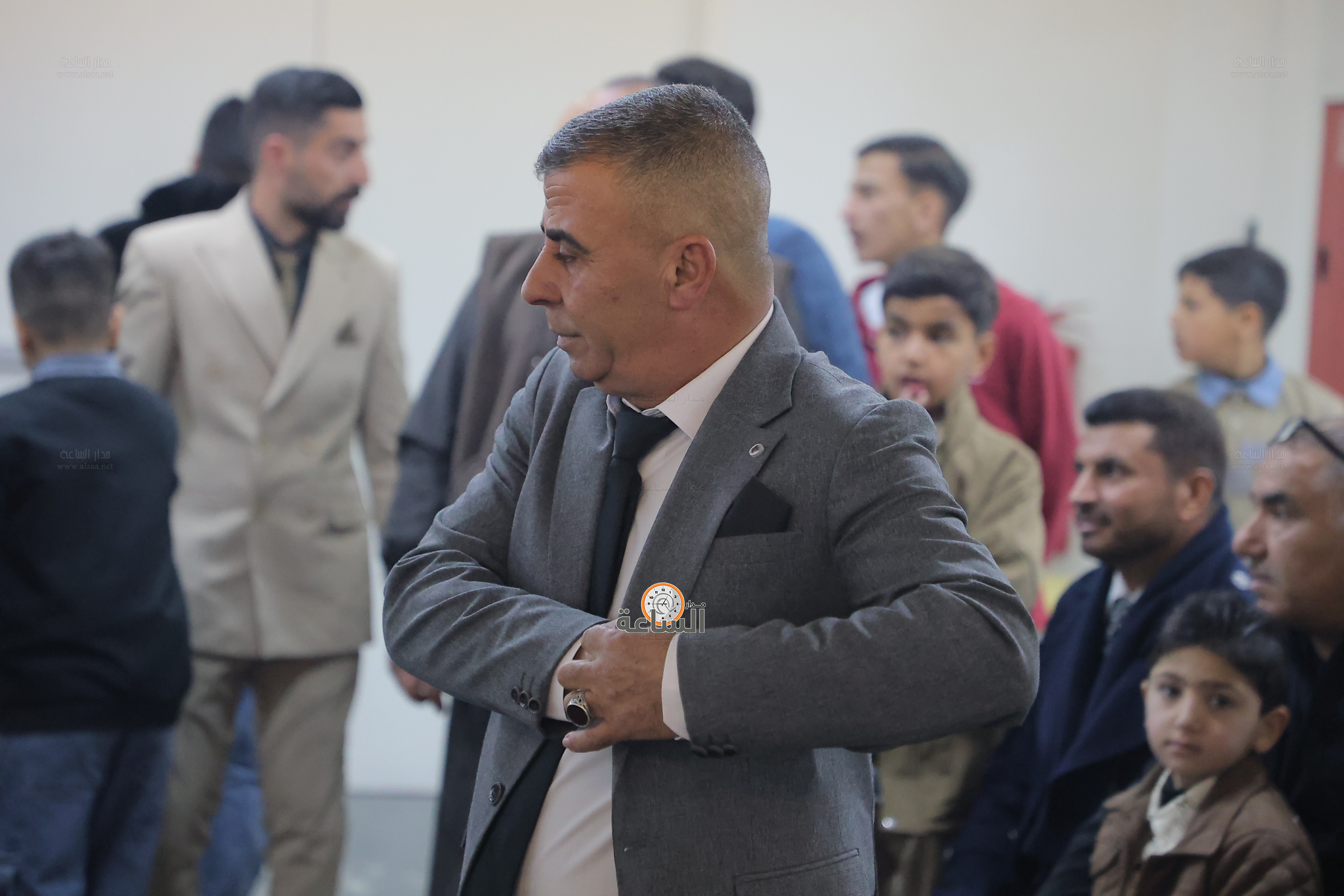 Madar Al-Saa Images 0.1086165716915708