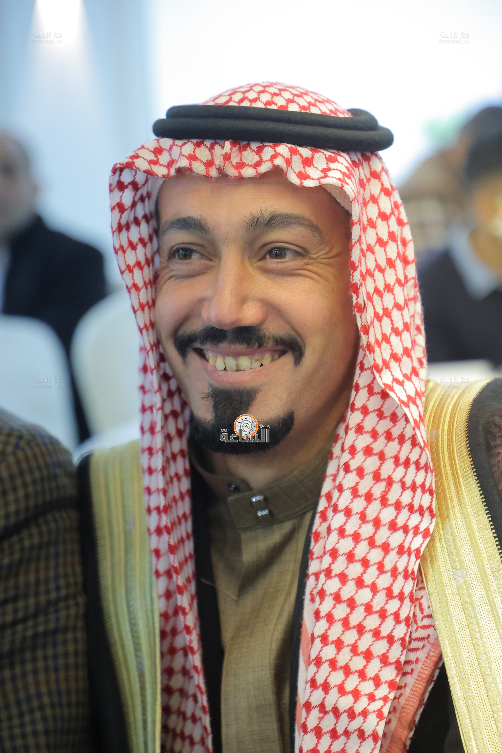 Madar Al-Saa Images 0.38740123892956824