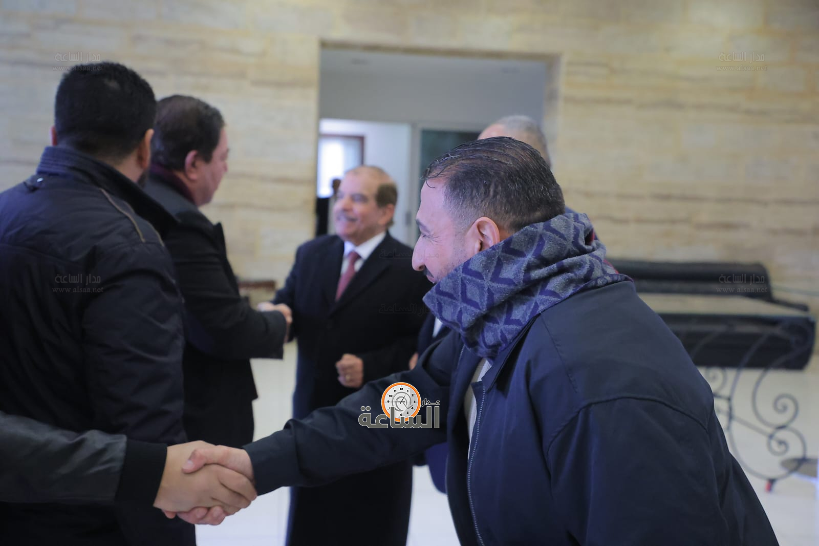 Madar Al-Saa Images 0.9657307191716428