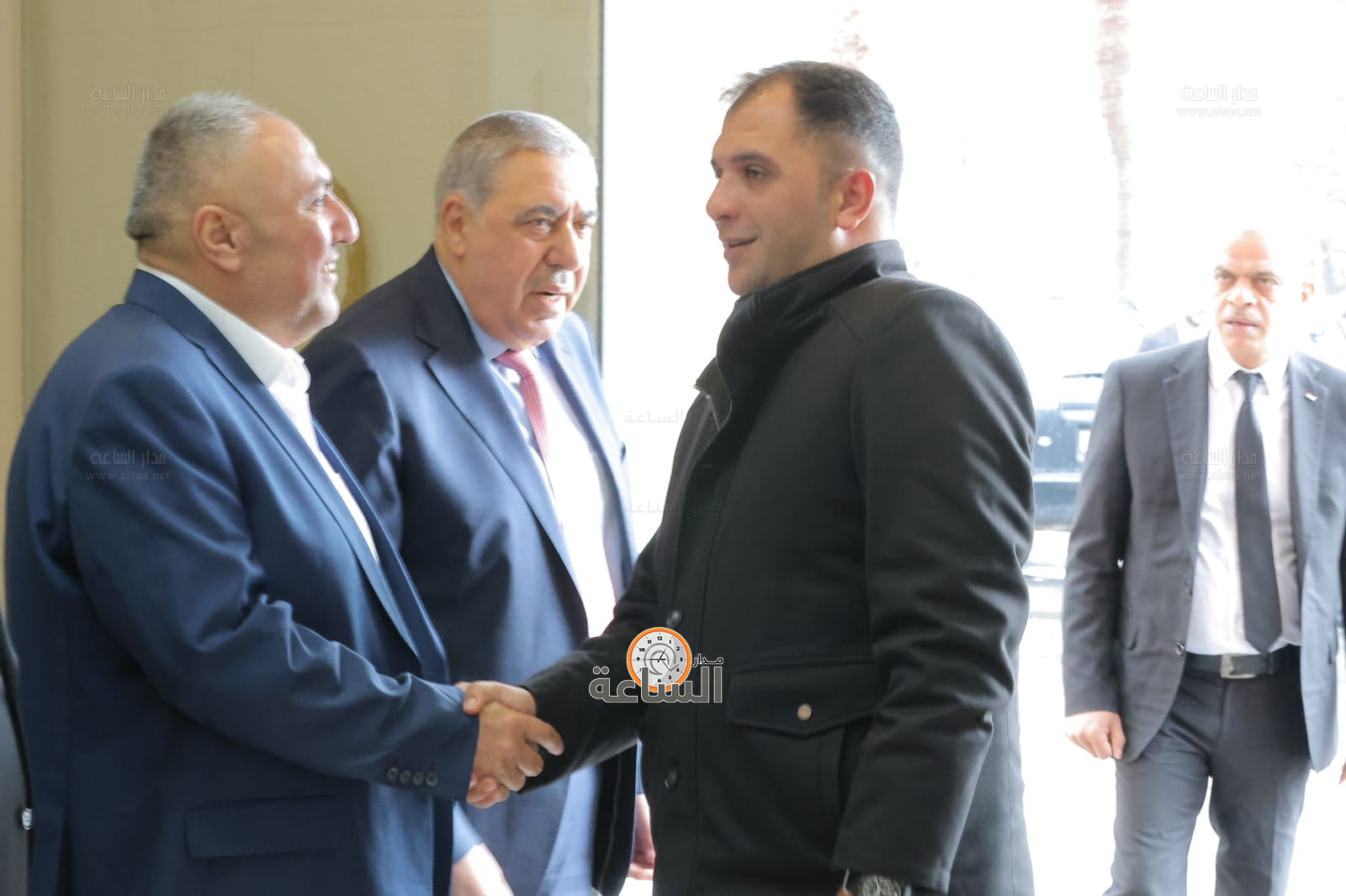 Madar Al-Saa Images 0.7267565950295417