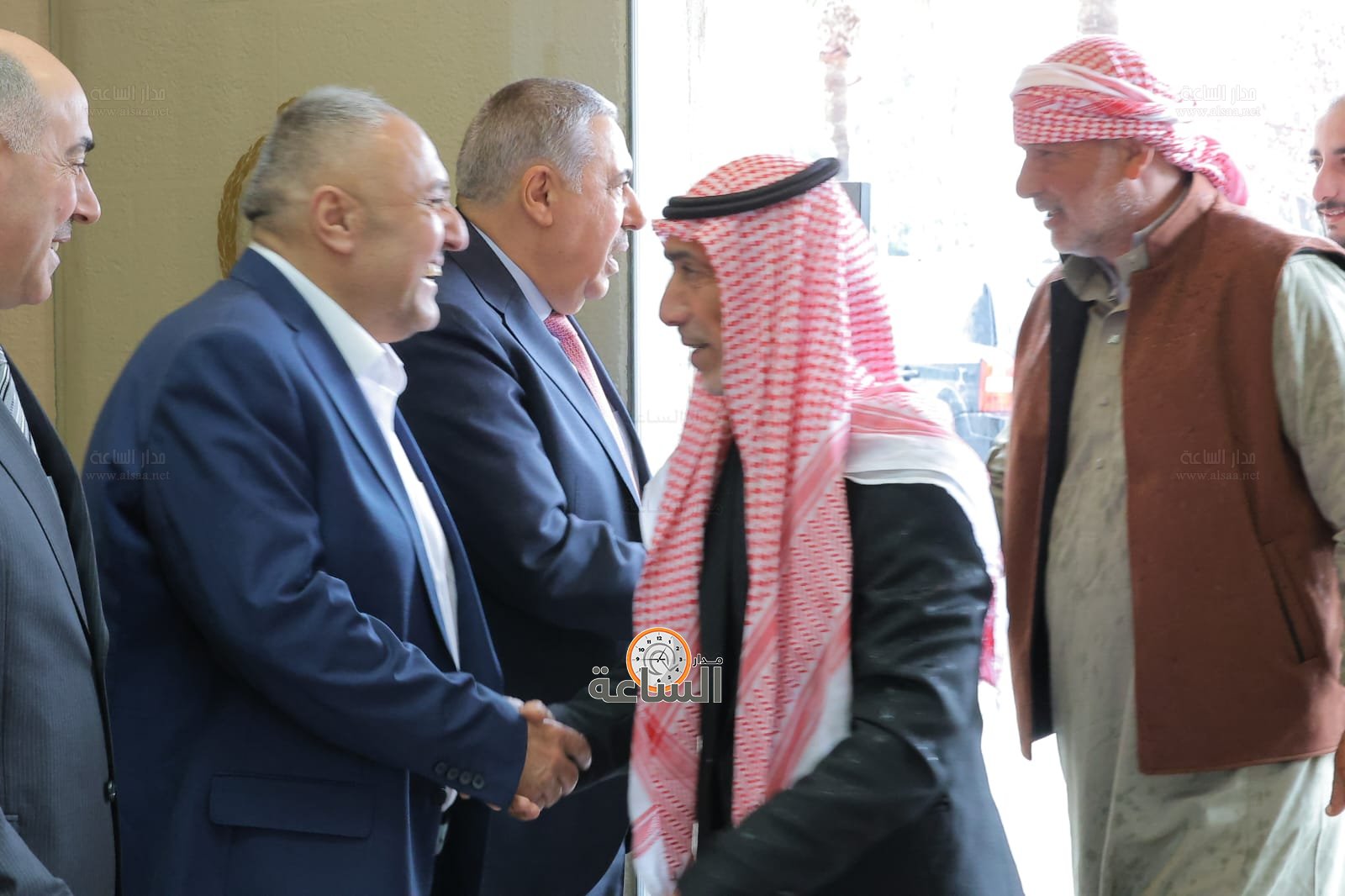 Madar Al-Saa Images 0.4662522730100067