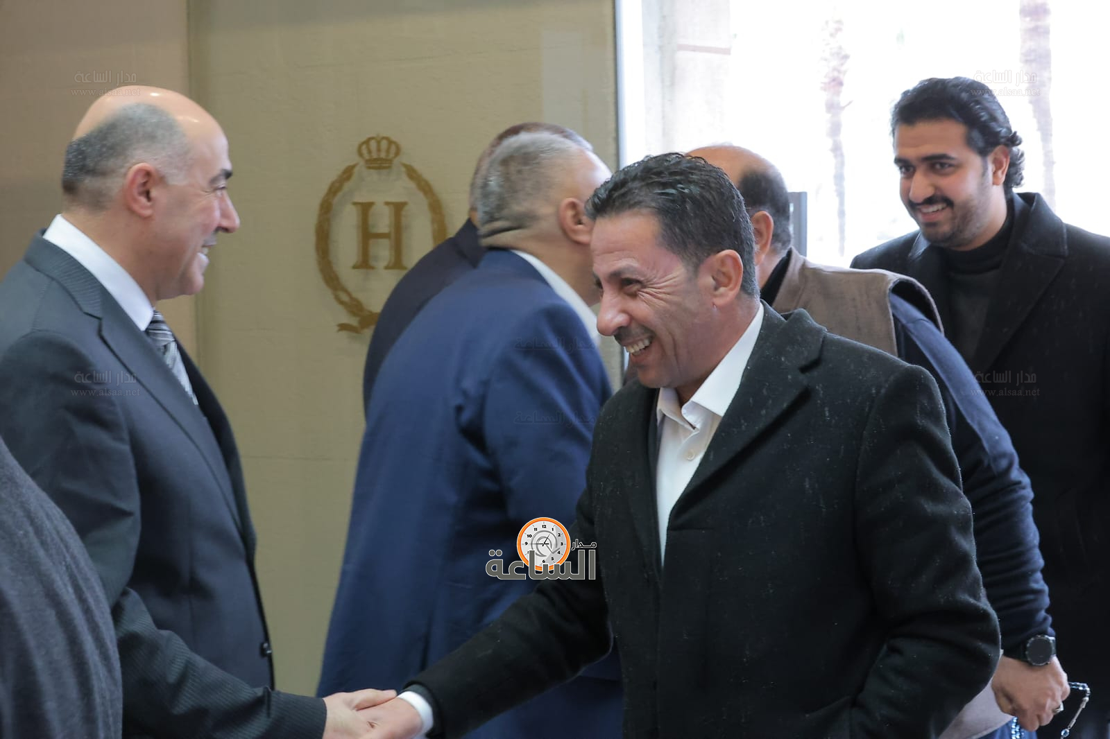 Madar Al-Saa Images 0.3159566754096409