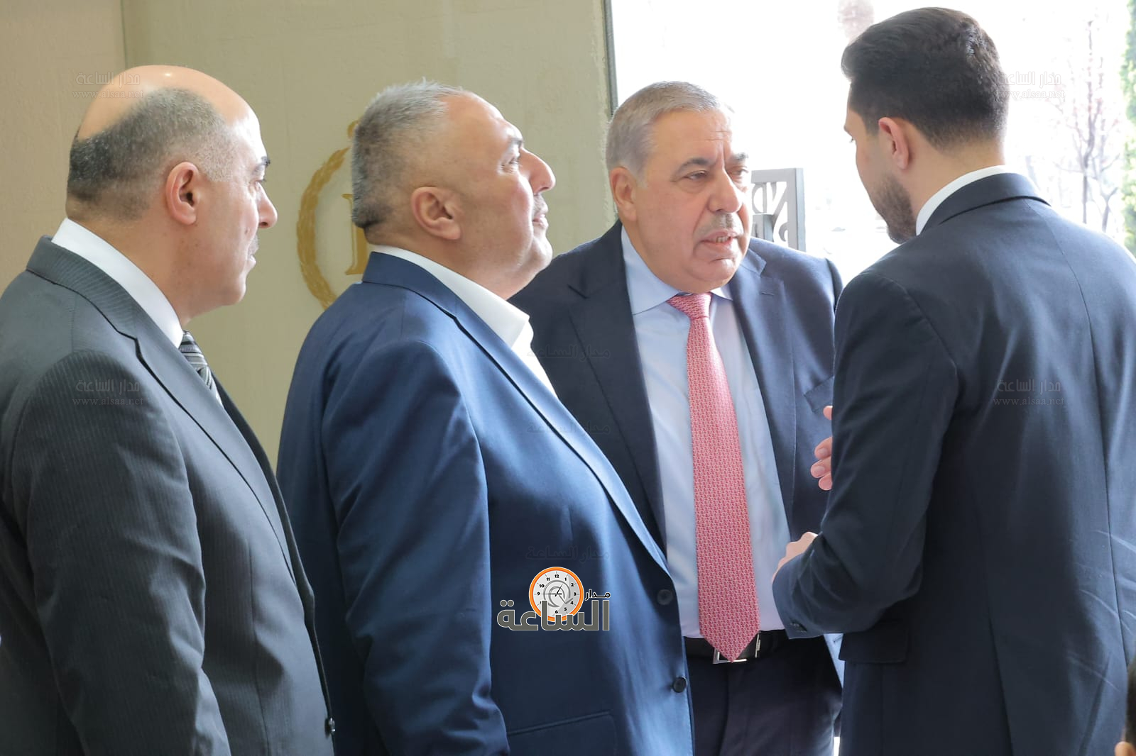 Madar Al-Saa Images 0.8917876573185108