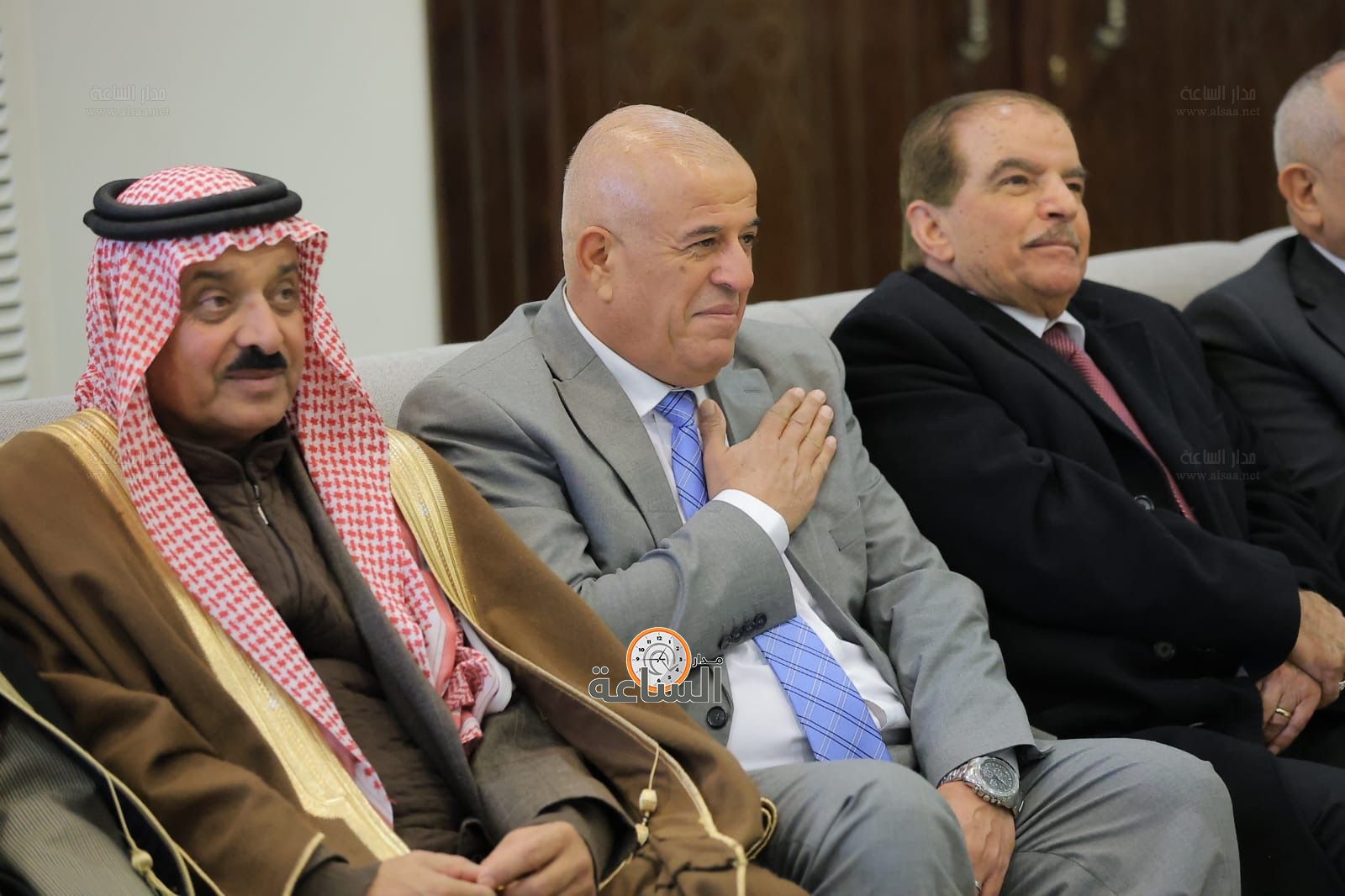 Madar Al-Saa Images 0.7433141670151082