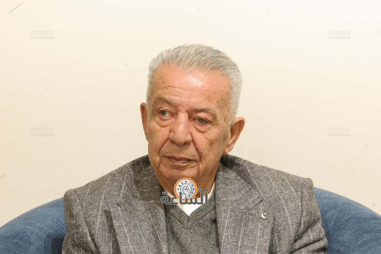 Madar Al-Saa Images 0.3712827168957208