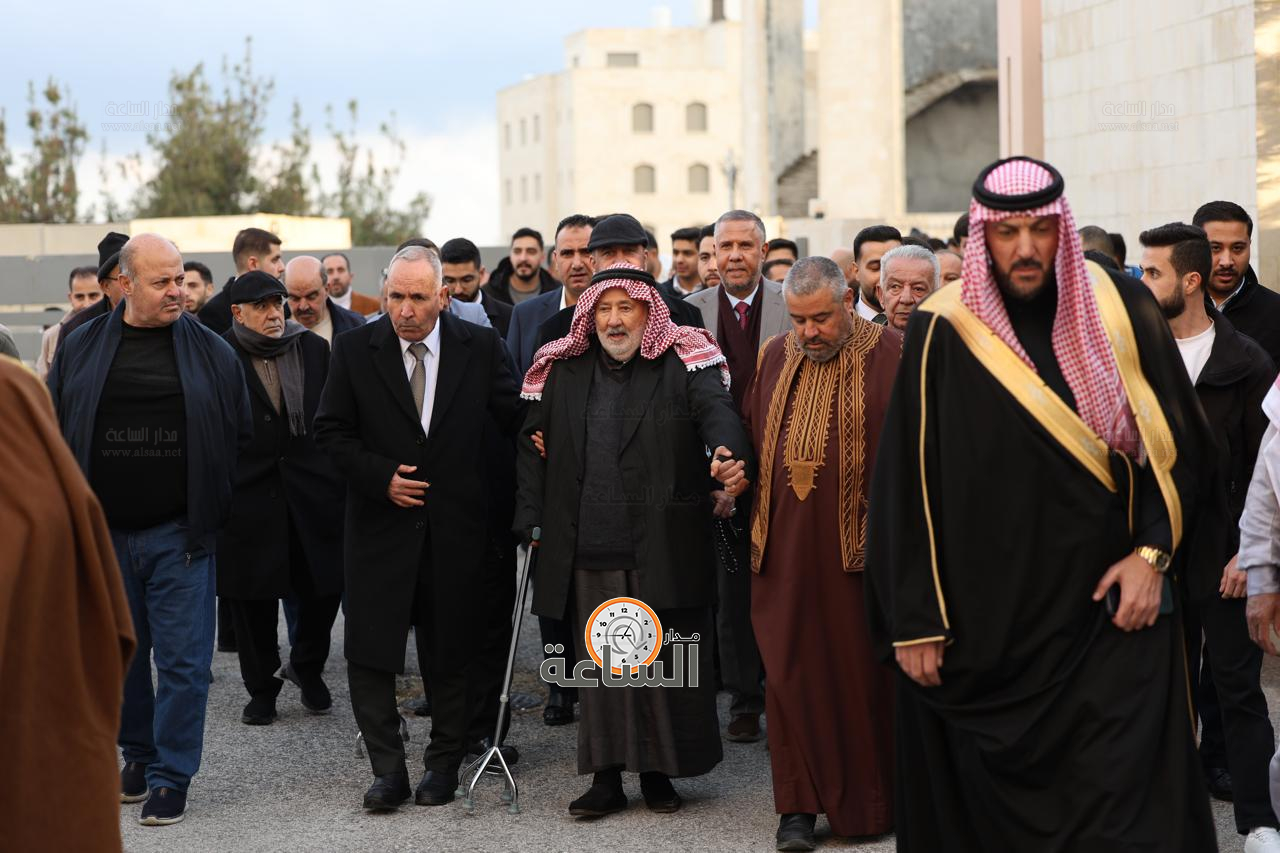 Madar Al-Saa Images 0.12276370706382822