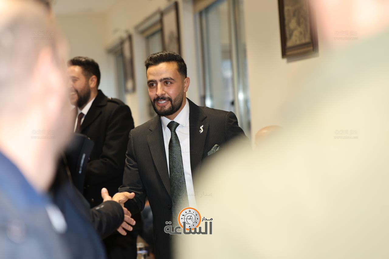 Madar Al-Saa Images 0.6734735854313403