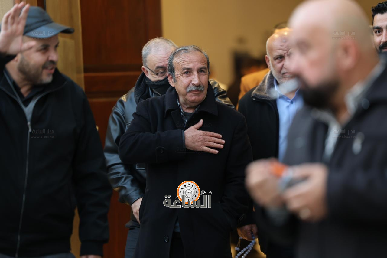 Madar Al-Saa Images 0.9948403545843394