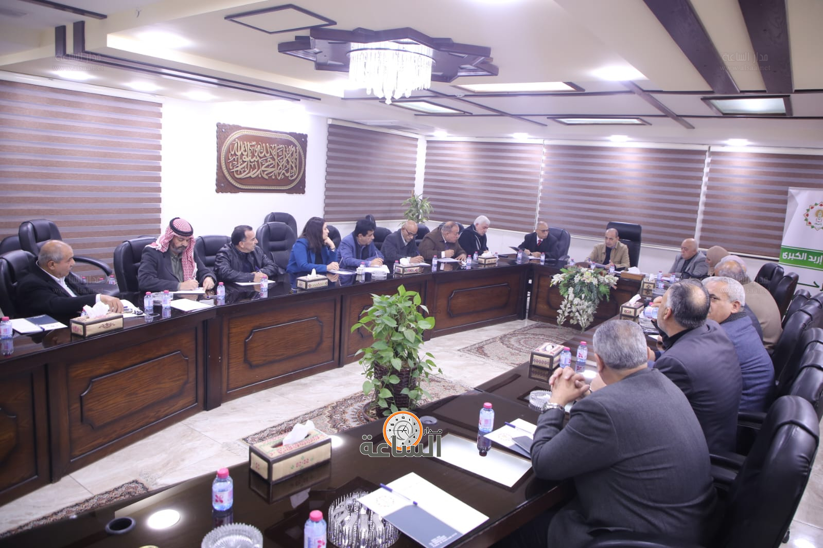 Madar Al-Saa Images 0.8902566620525761