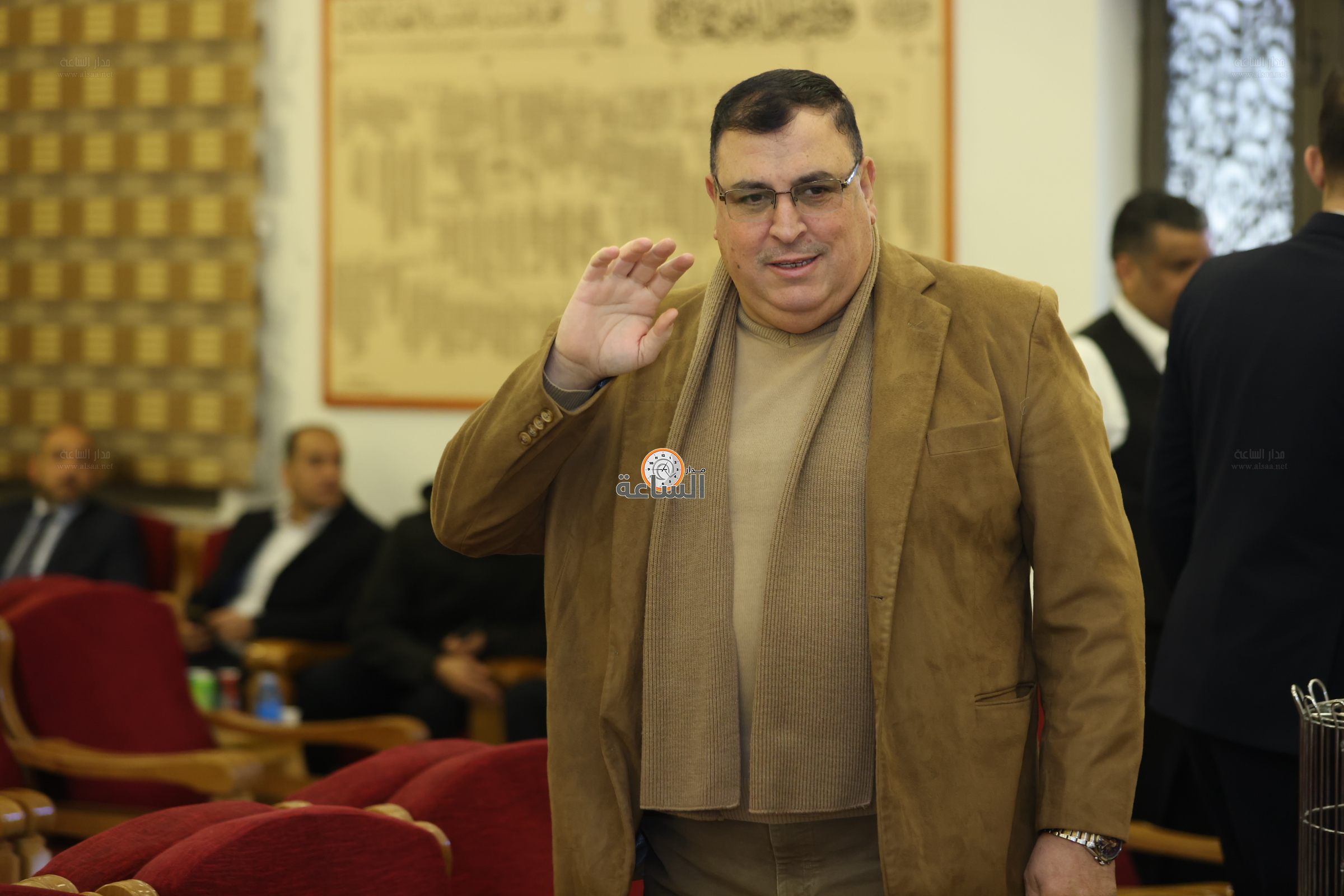 Madar Al-Saa Images 0.0119148535361977