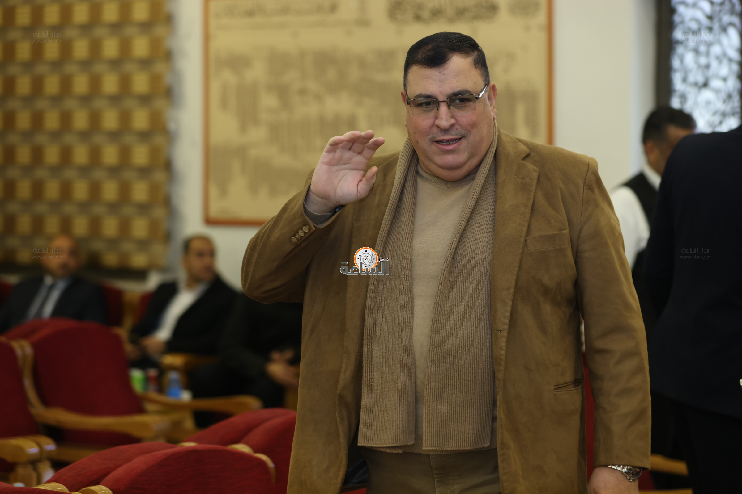 Madar Al-Saa Images 0.6316065357538633