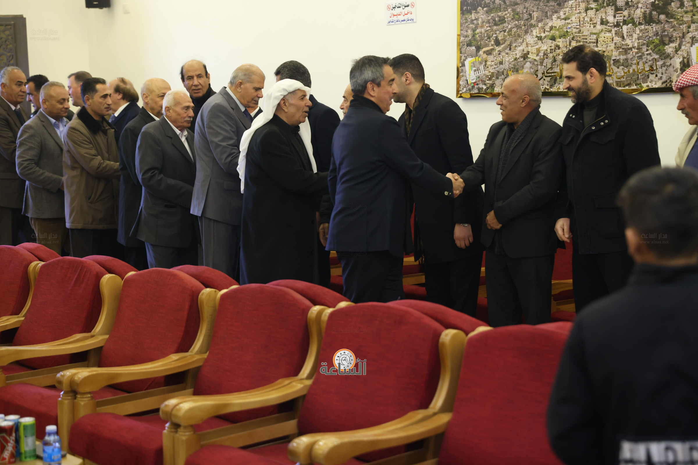 Madar Al-Saa Images 0.41130627229263805