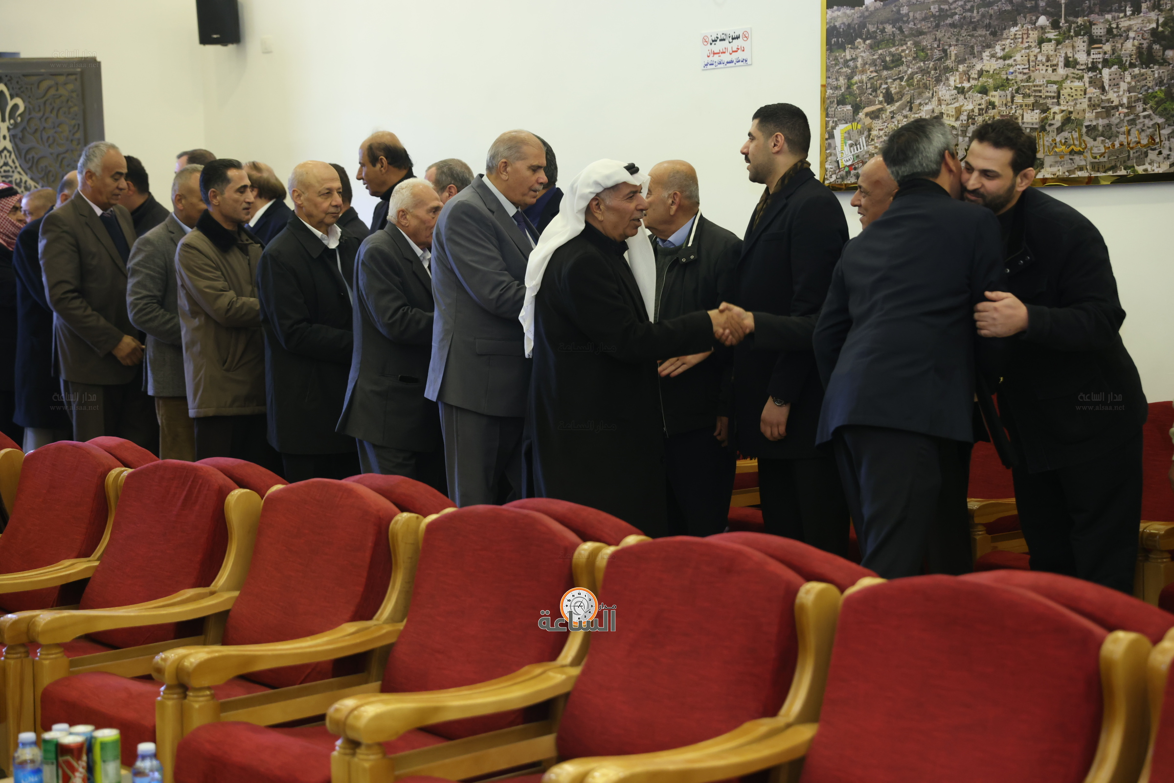 Madar Al-Saa Images 0.9977924796598605