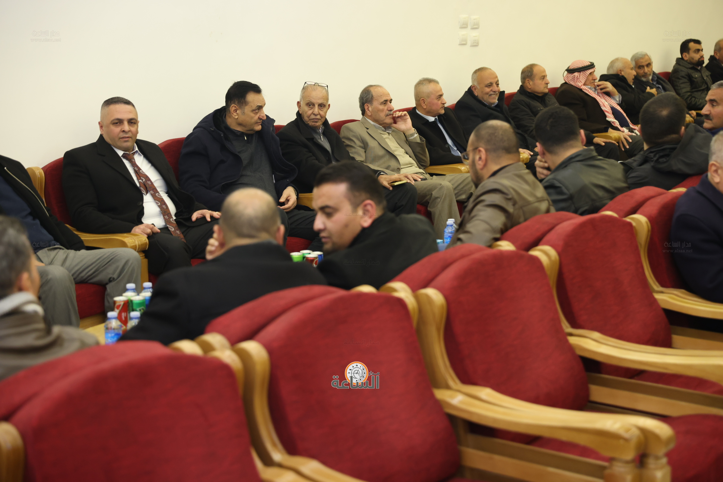 Madar Al-Saa Images 0.9277427816207121