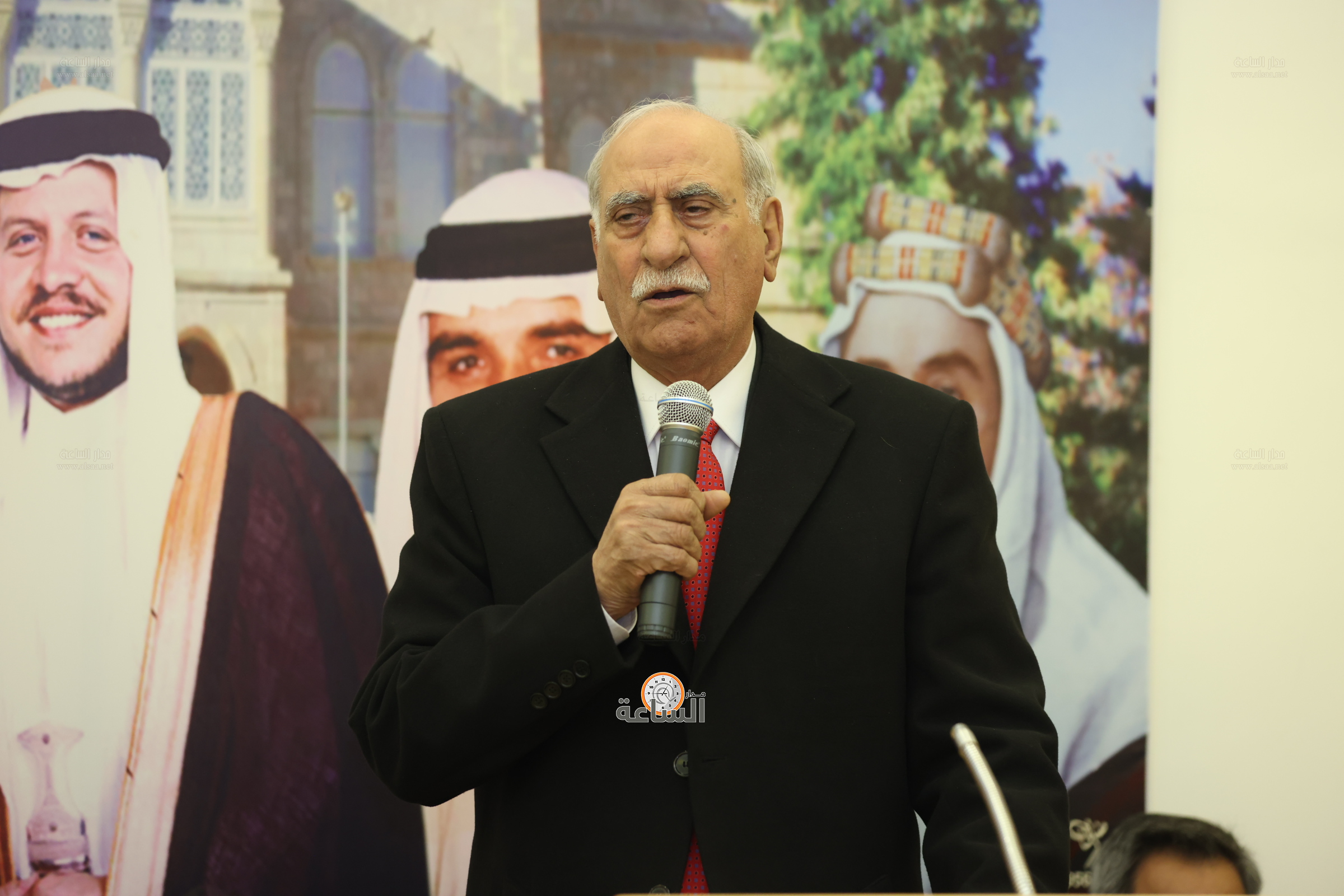 Madar Al-Saa Images 0.7895026646075018