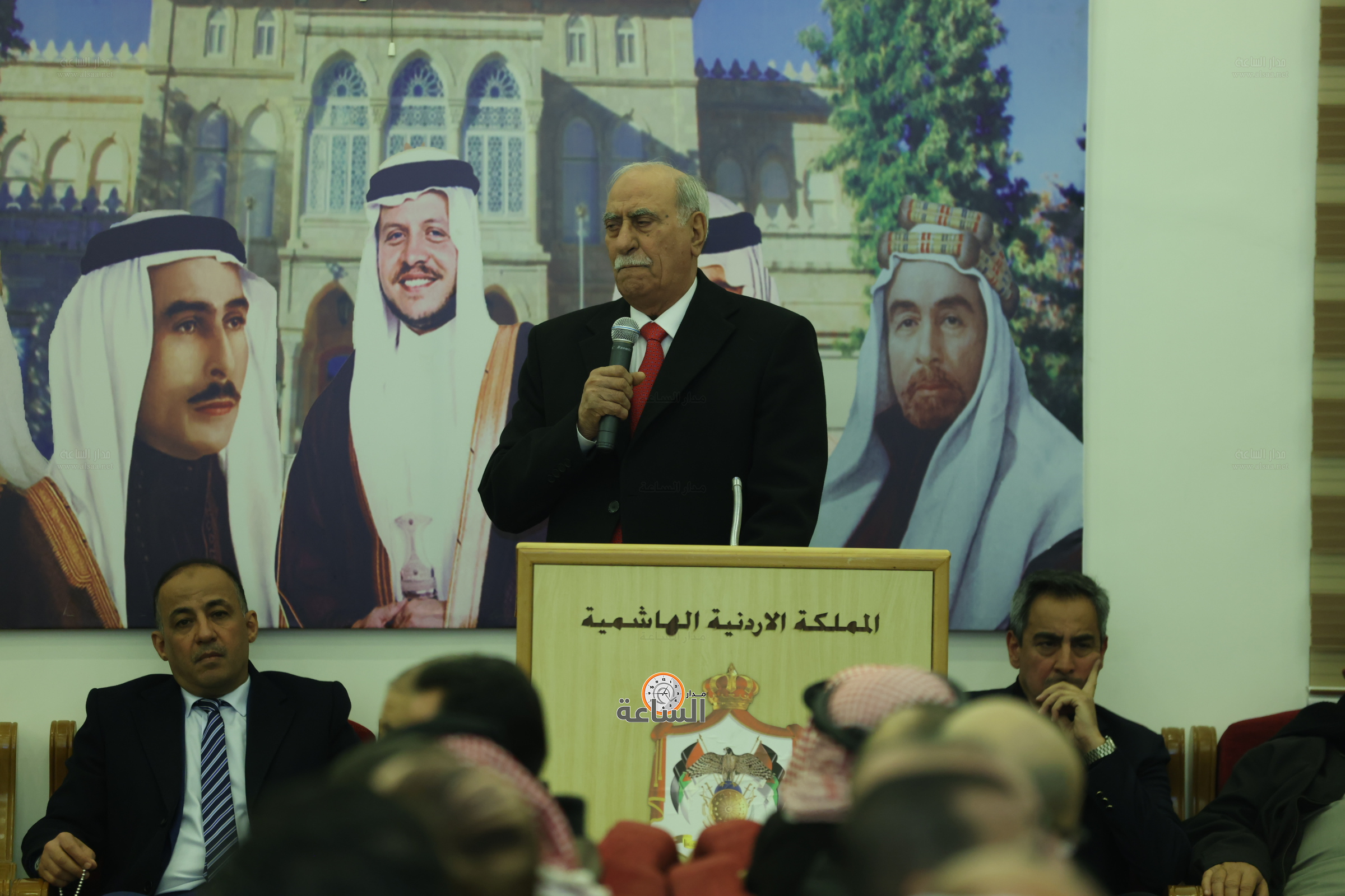 Madar Al-Saa Images 0.6406663817527037