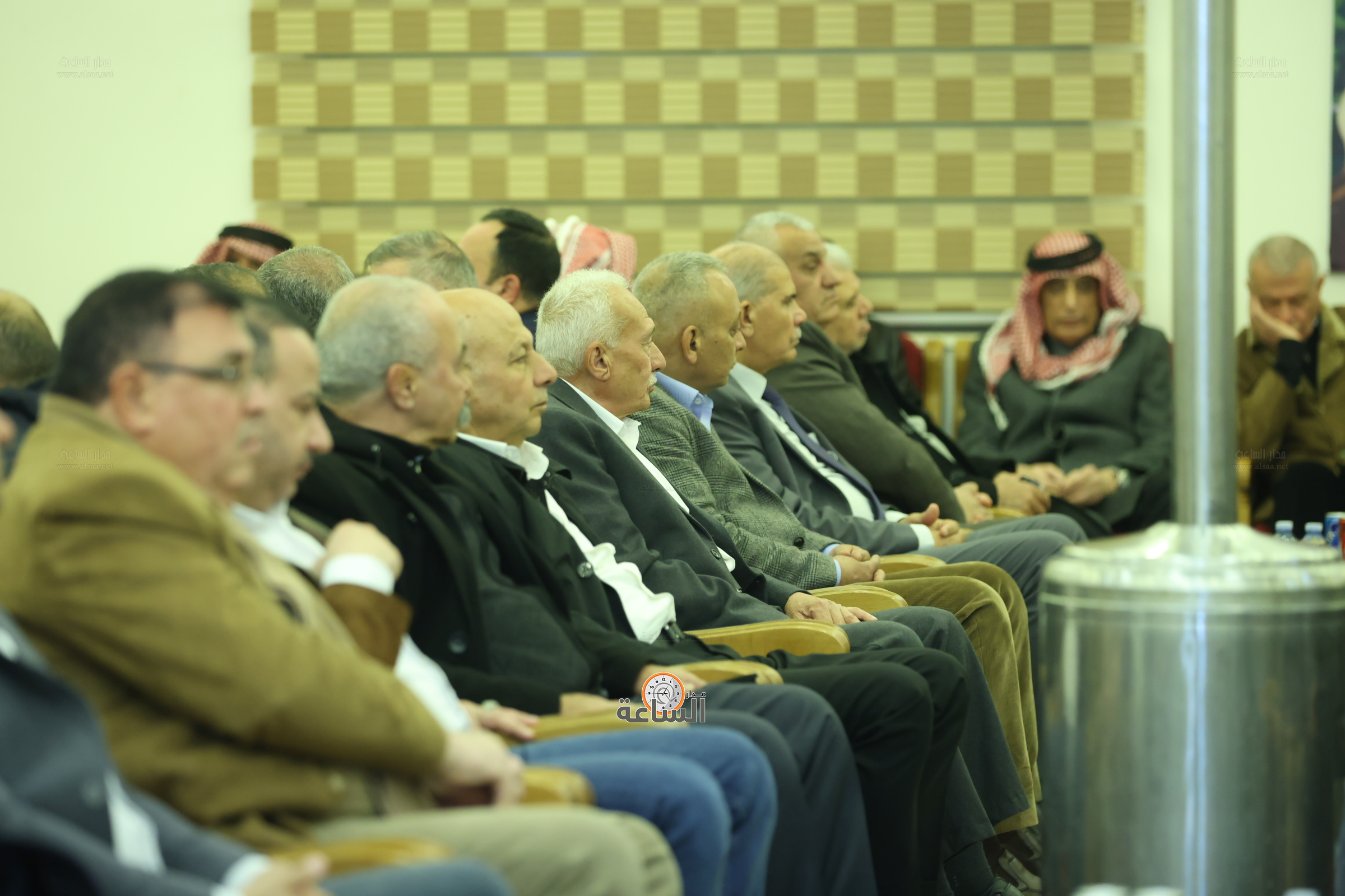 Madar Al-Saa Images 0.16118669173344202