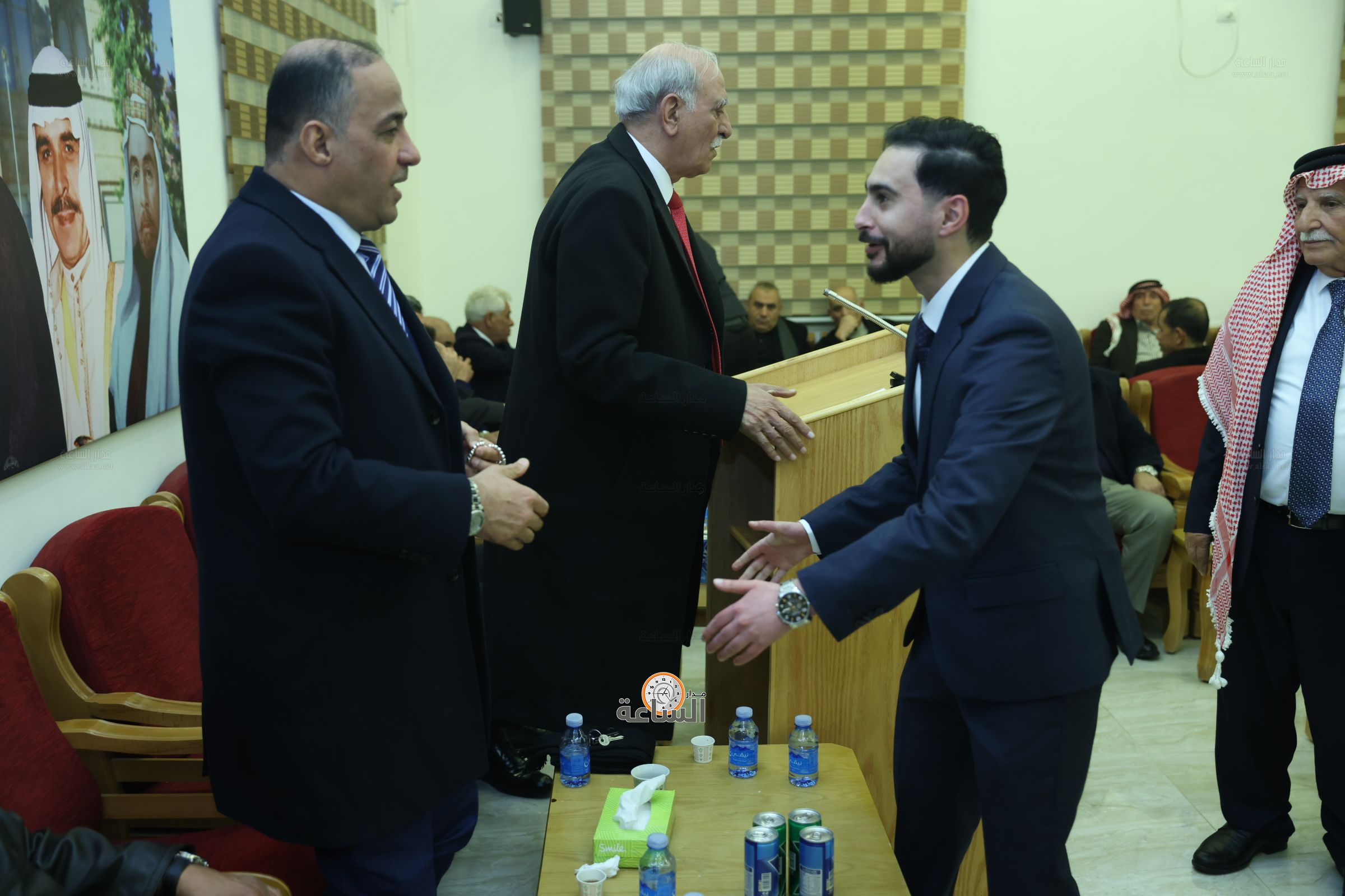 Madar Al-Saa Images 0.3994963670959606