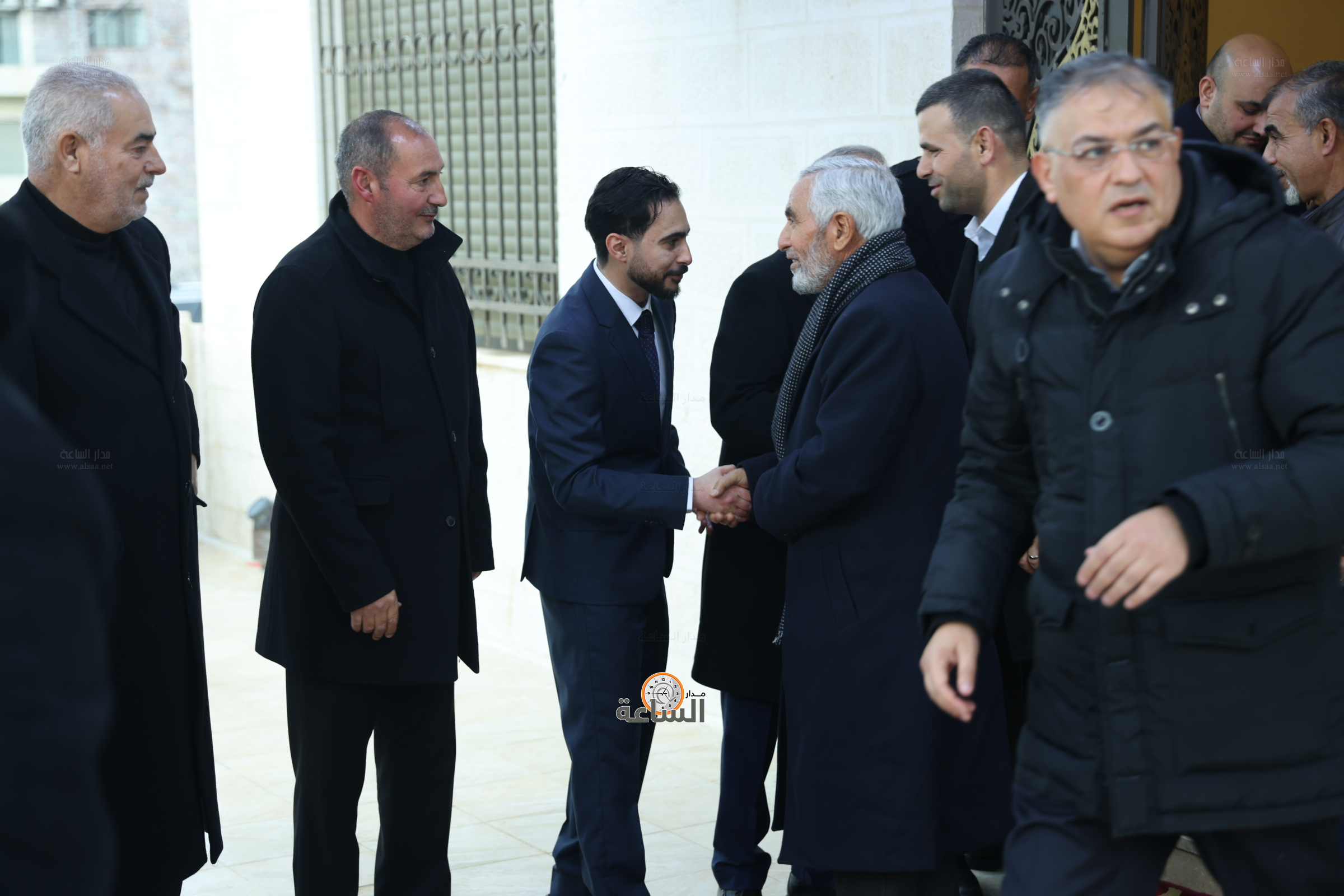 Madar Al-Saa Images 0.6150996160977218