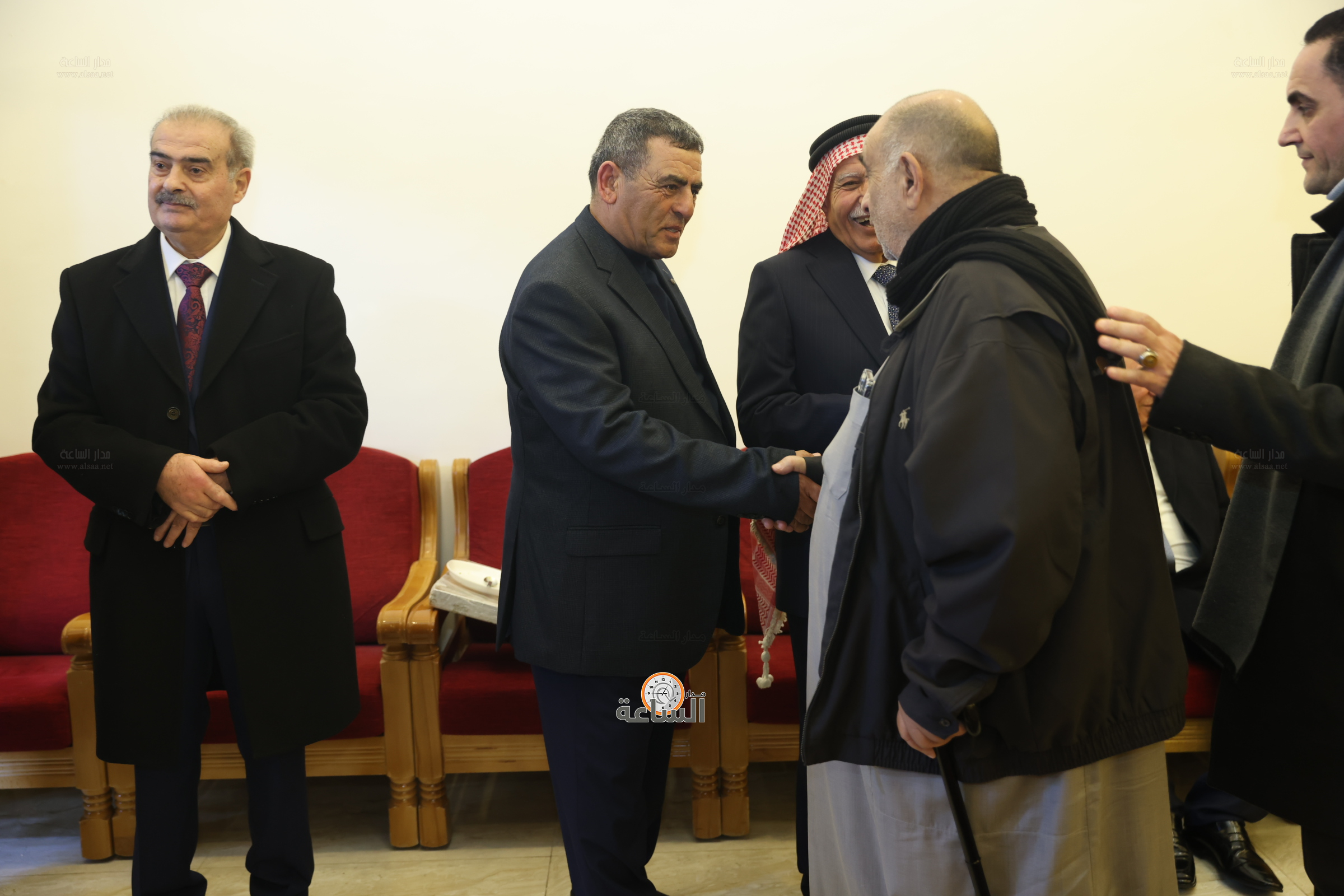 Madar Al-Saa Images 0.38779125814465853