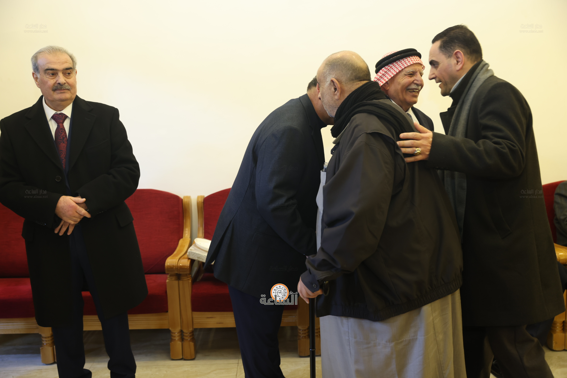 Madar Al-Saa Images 0.4312856698608942