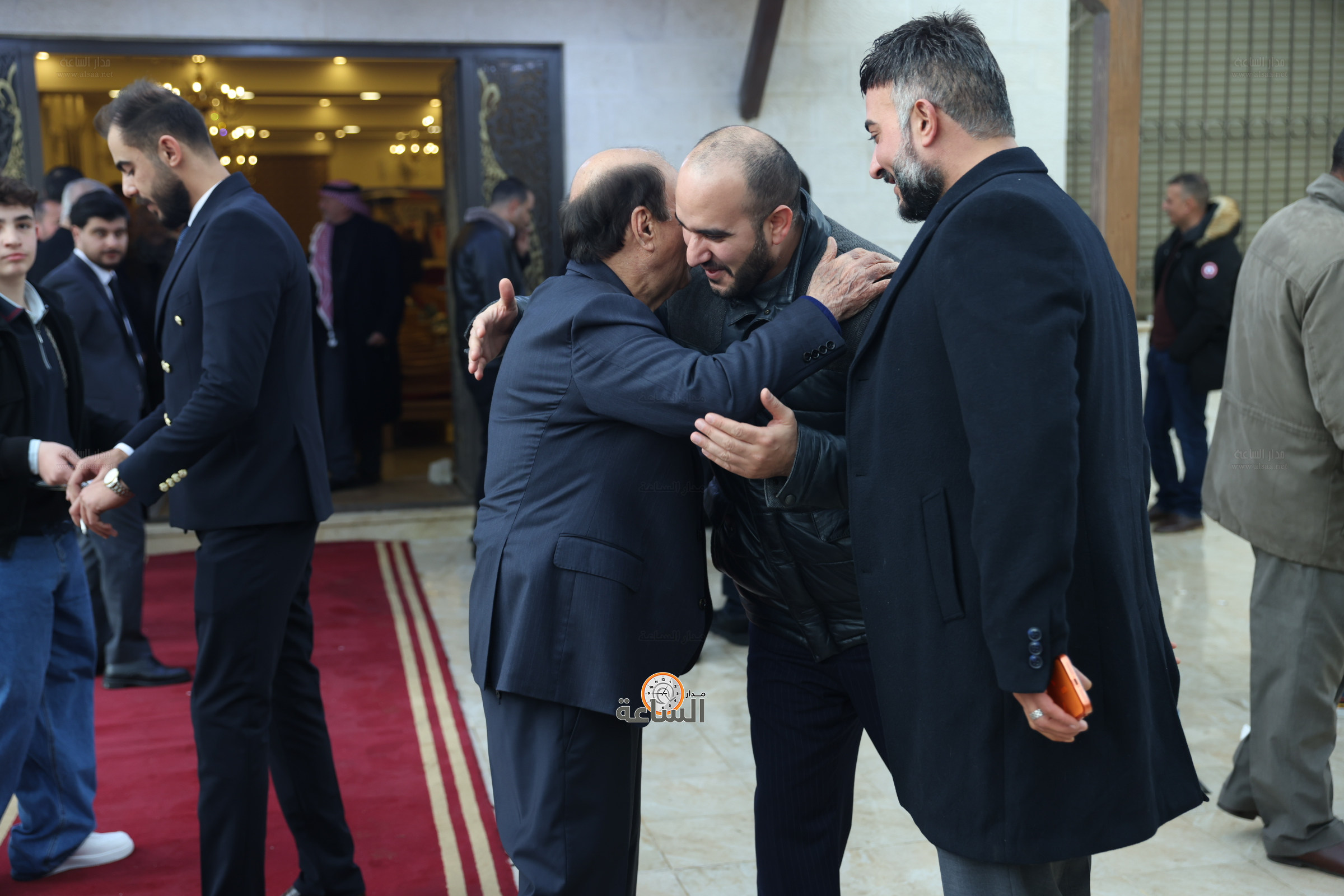 Madar Al-Saa Images 0.7112918932470117