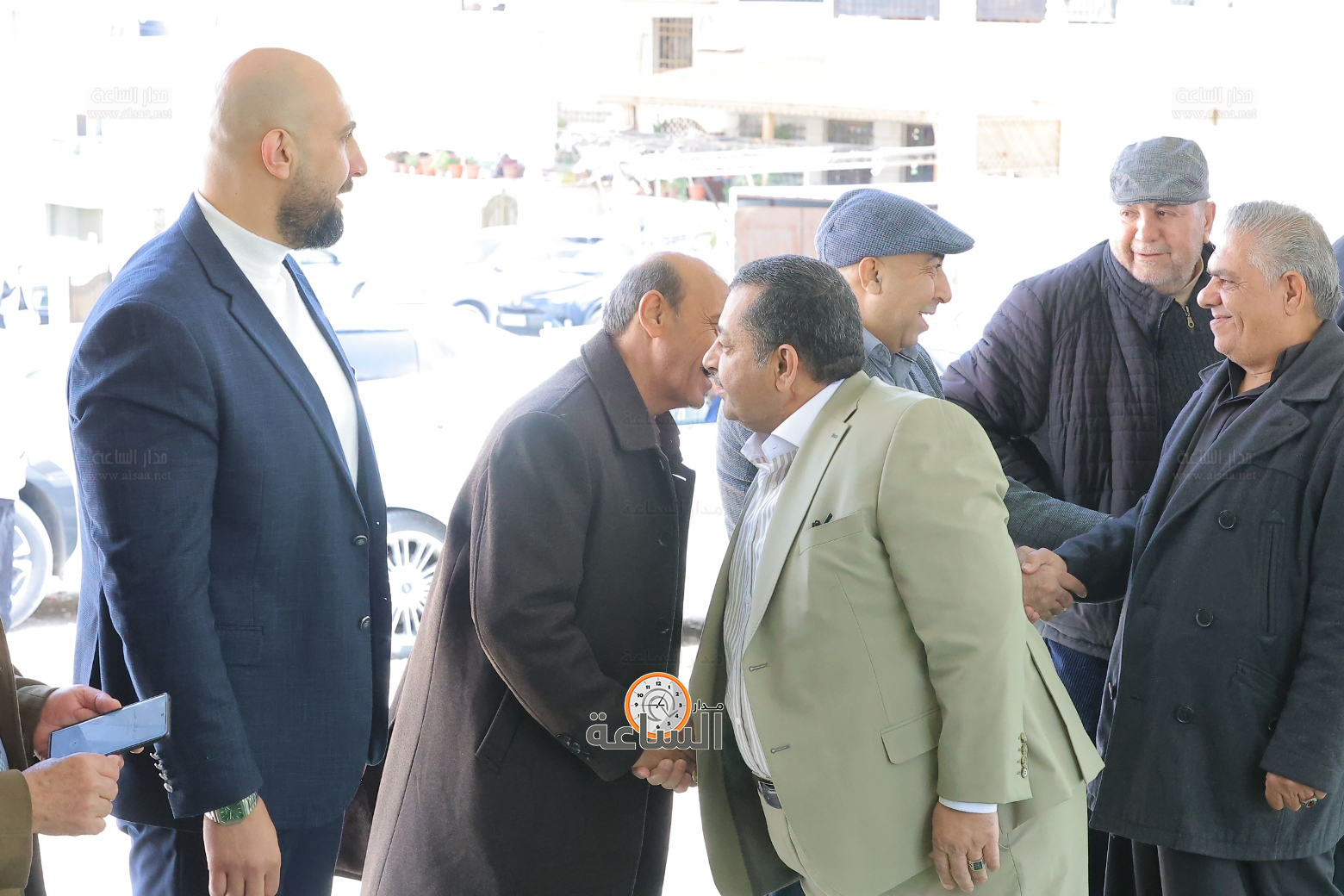 Madar Al-Saa Images 0.5947954788902095