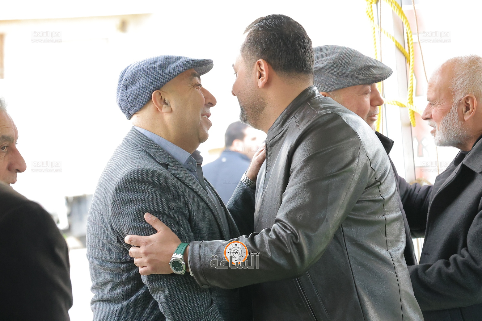 Madar Al-Saa Images 0.7374868365153547