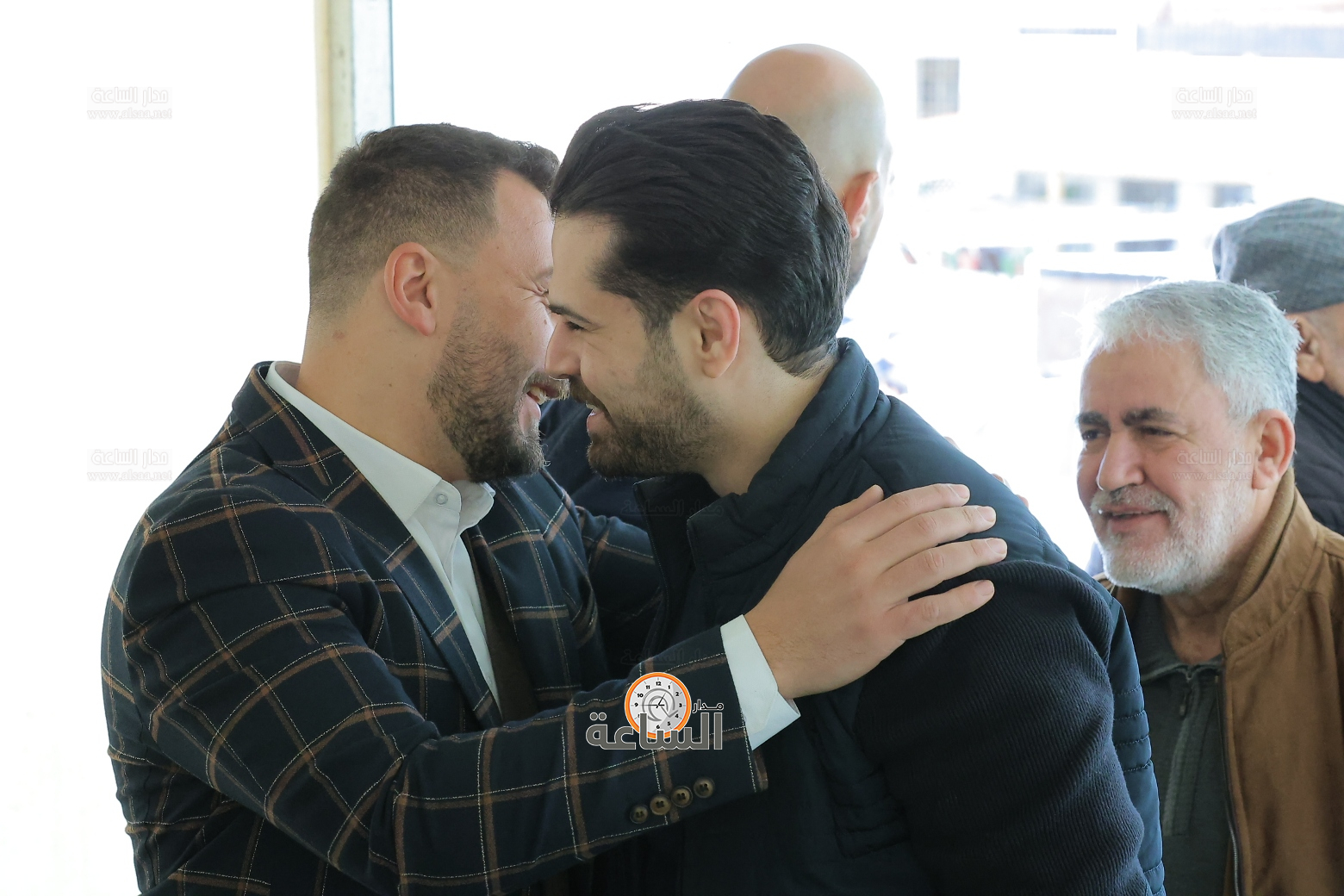 Madar Al-Saa Images 0.003981237594811393