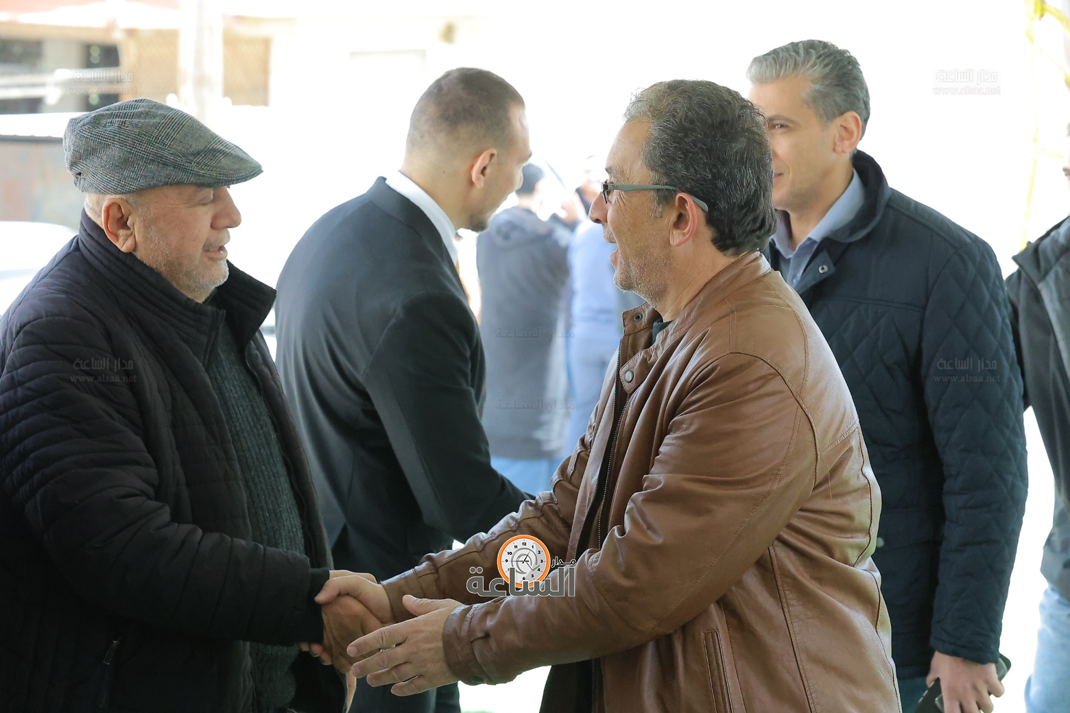 Madar Al-Saa Images 0.7728507592664214