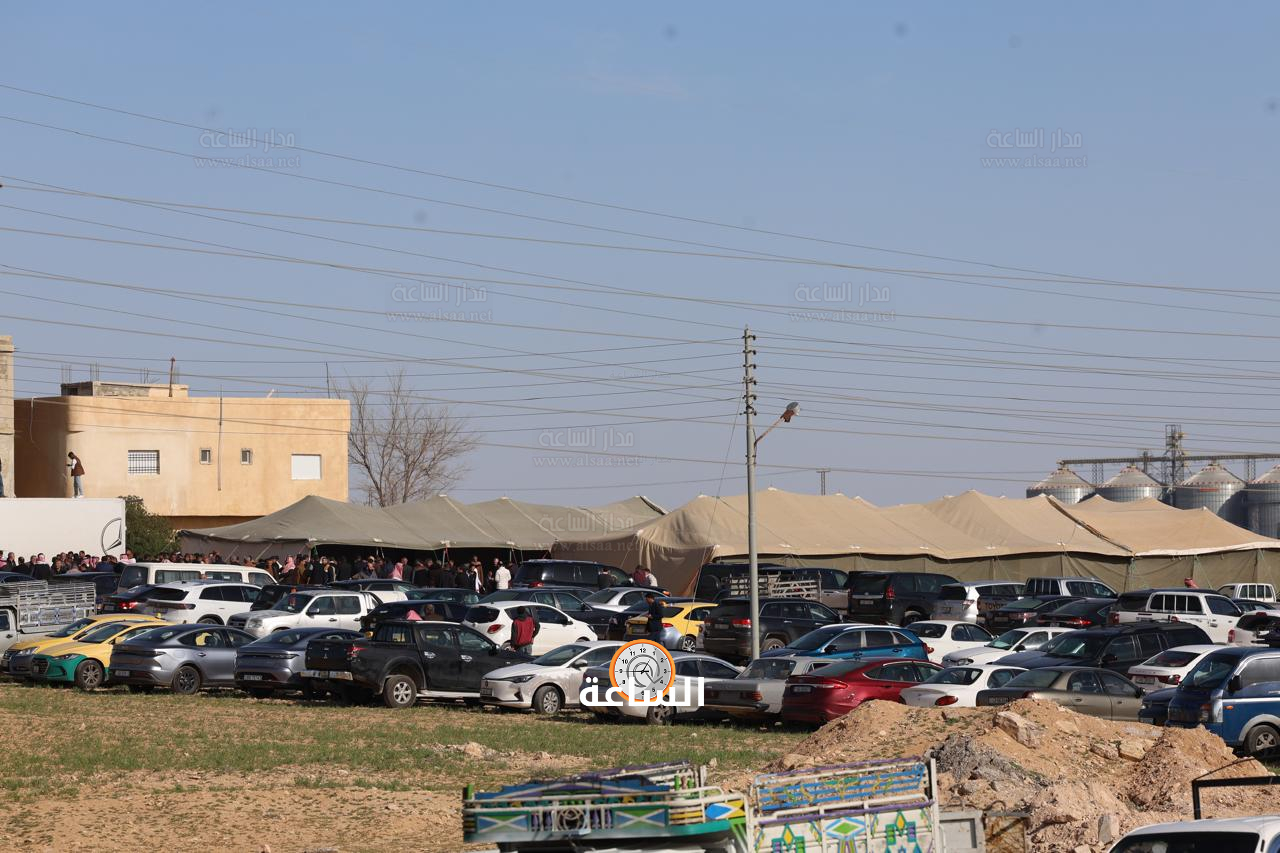 Madar Al-Saa Images 0.9052348883783535