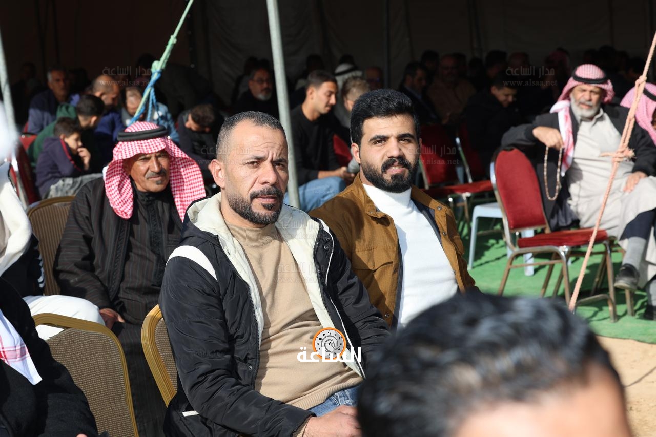 Madar Al-Saa Images 0.018837230877187694