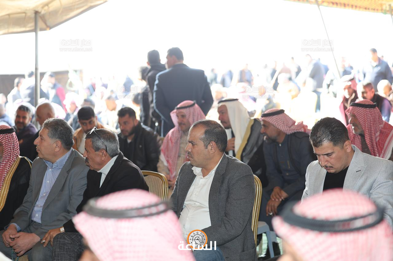 Madar Al-Saa Images 0.09838376378458702