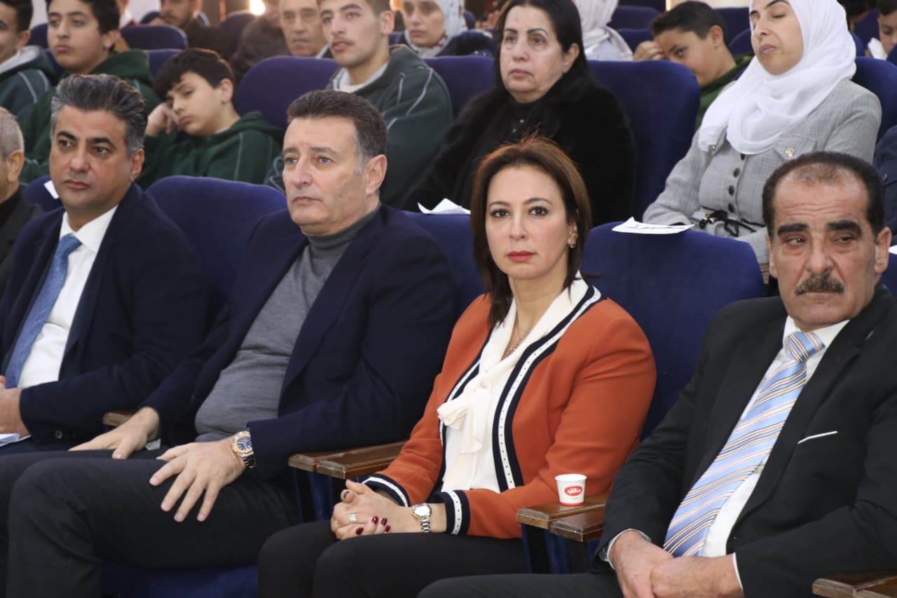 Madar Al-Saa Images 0.16565478354775254