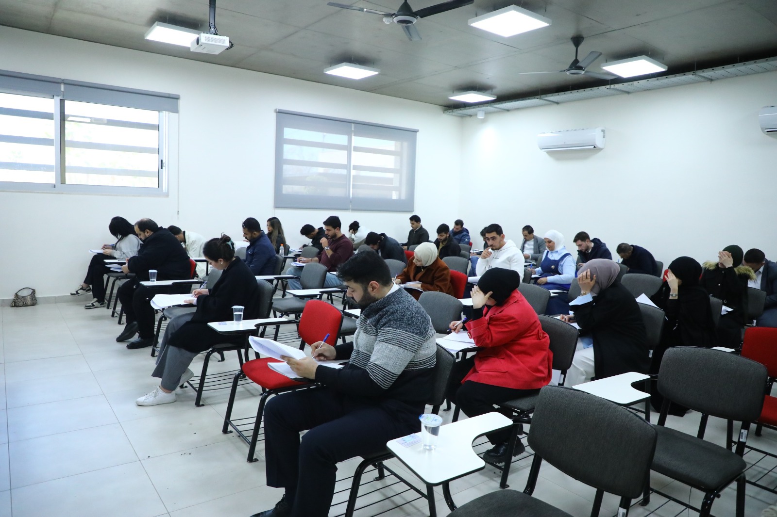 Madar Al-Saa Images 0.9303042533864239