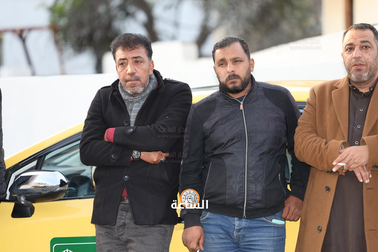 Madar Al-Saa Images 0.57699012860604