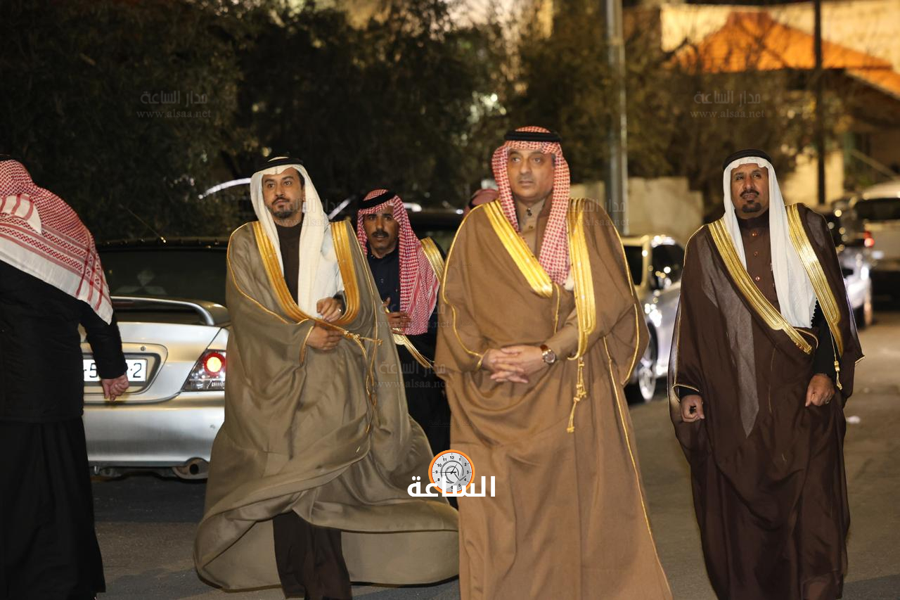 Madar Al-Saa Images 0.3110901569423472