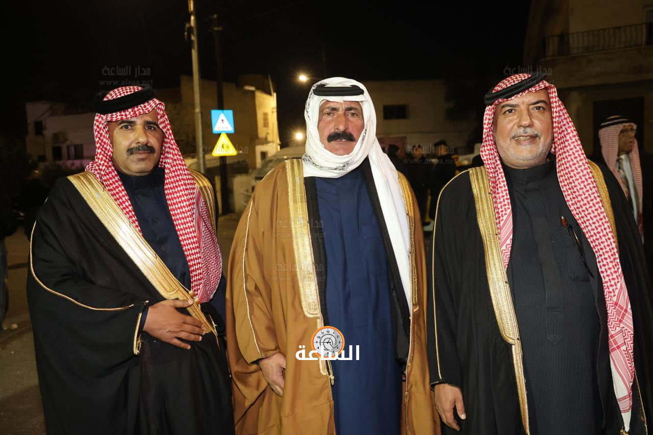 Madar Al-Saa Images 0.2591779501336424