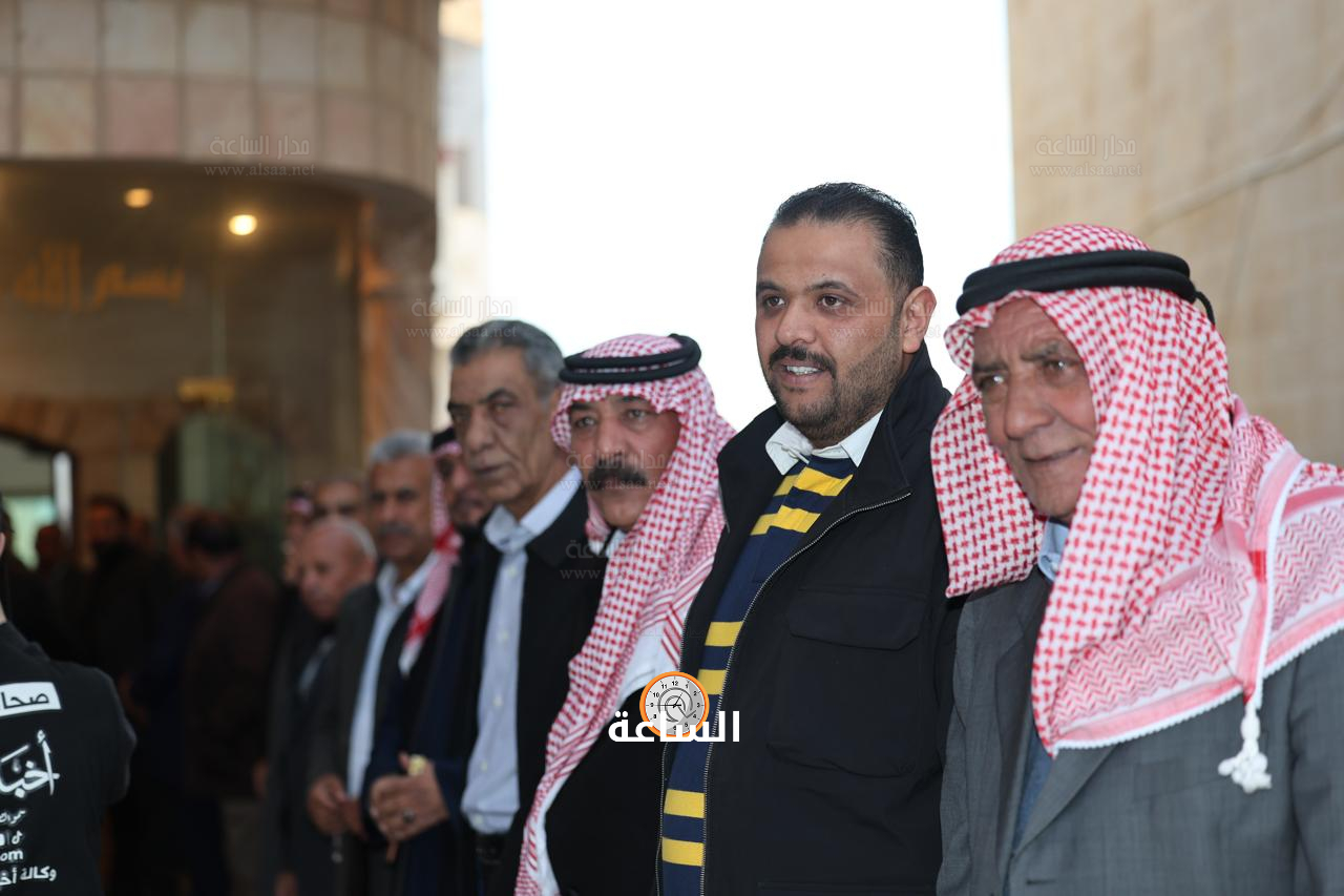 Madar Al-Saa Images 0.3025338364394494