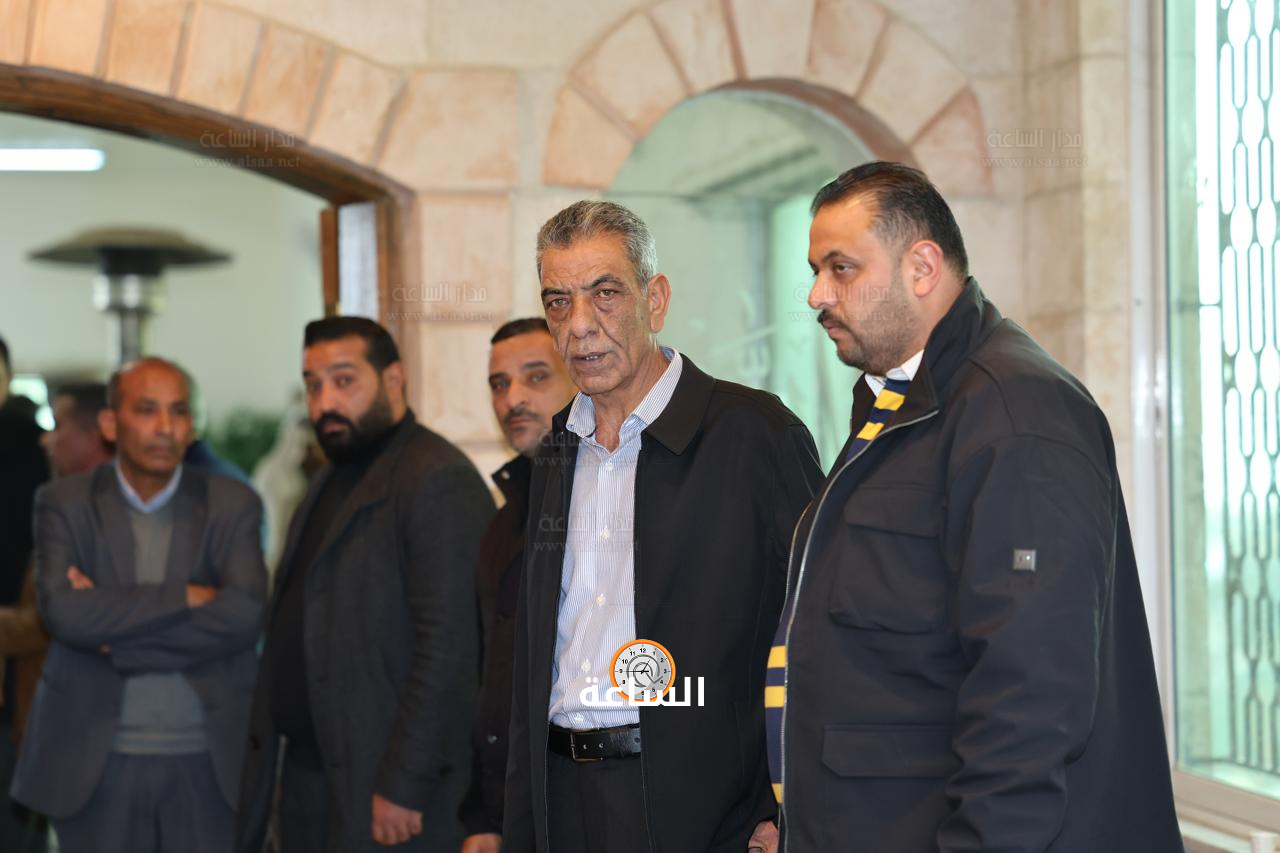 Madar Al-Saa Images 0.37525995307229776