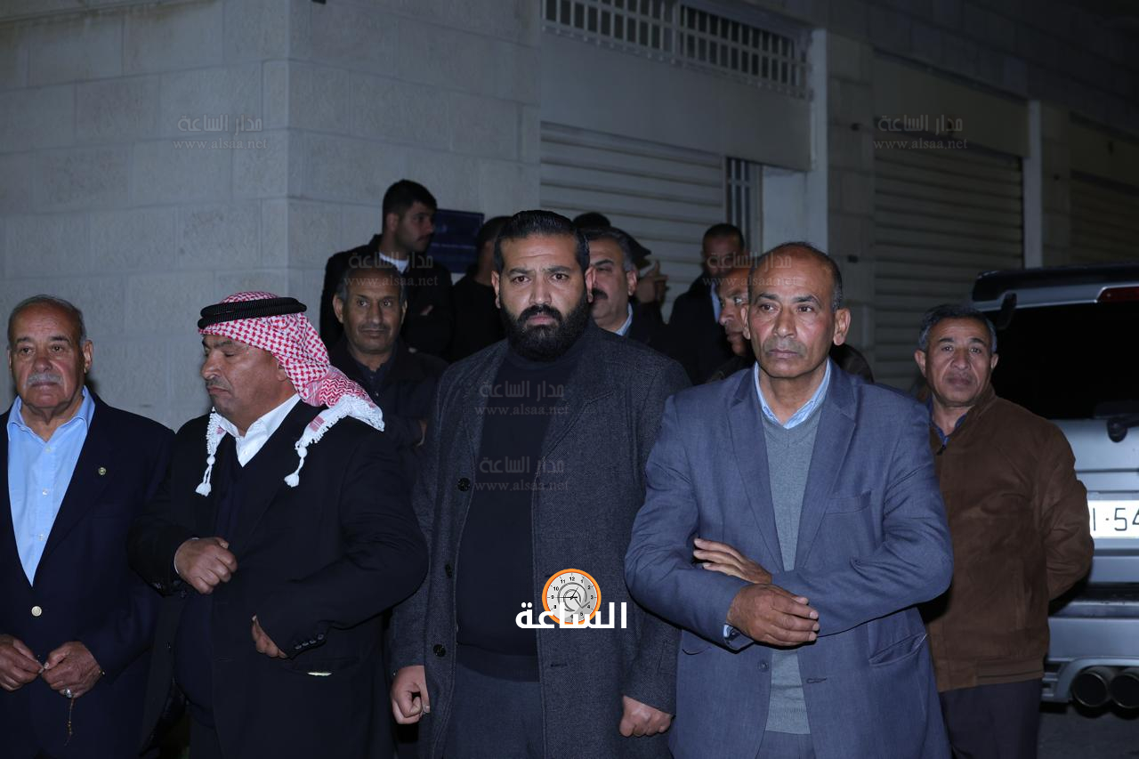 Madar Al-Saa Images 0.7170510299796423