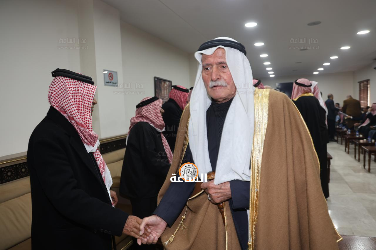 Madar Al-Saa Images 0.9287663953222208