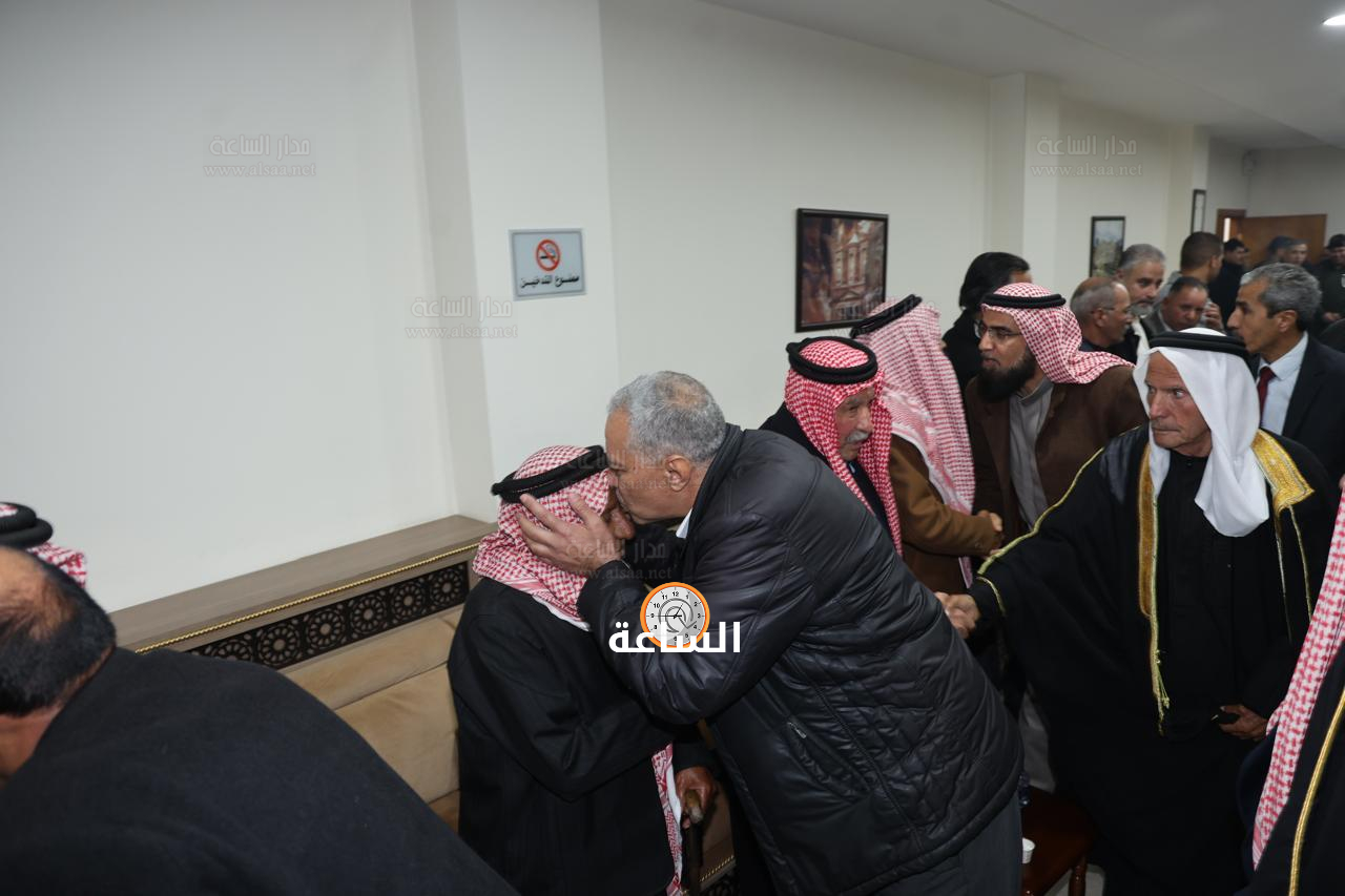 Madar Al-Saa Images 0.20053851337357642