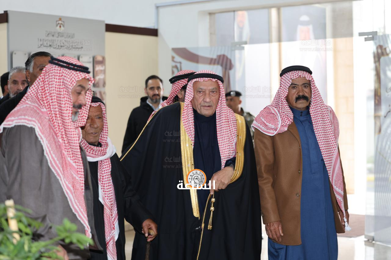 Madar Al-Saa Images 0.2173162553528578