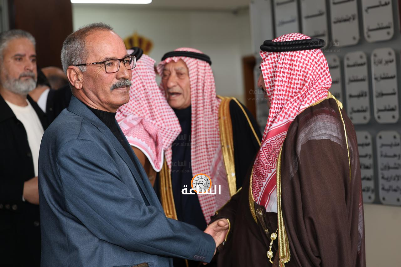 Madar Al-Saa Images 0.46182933246387226