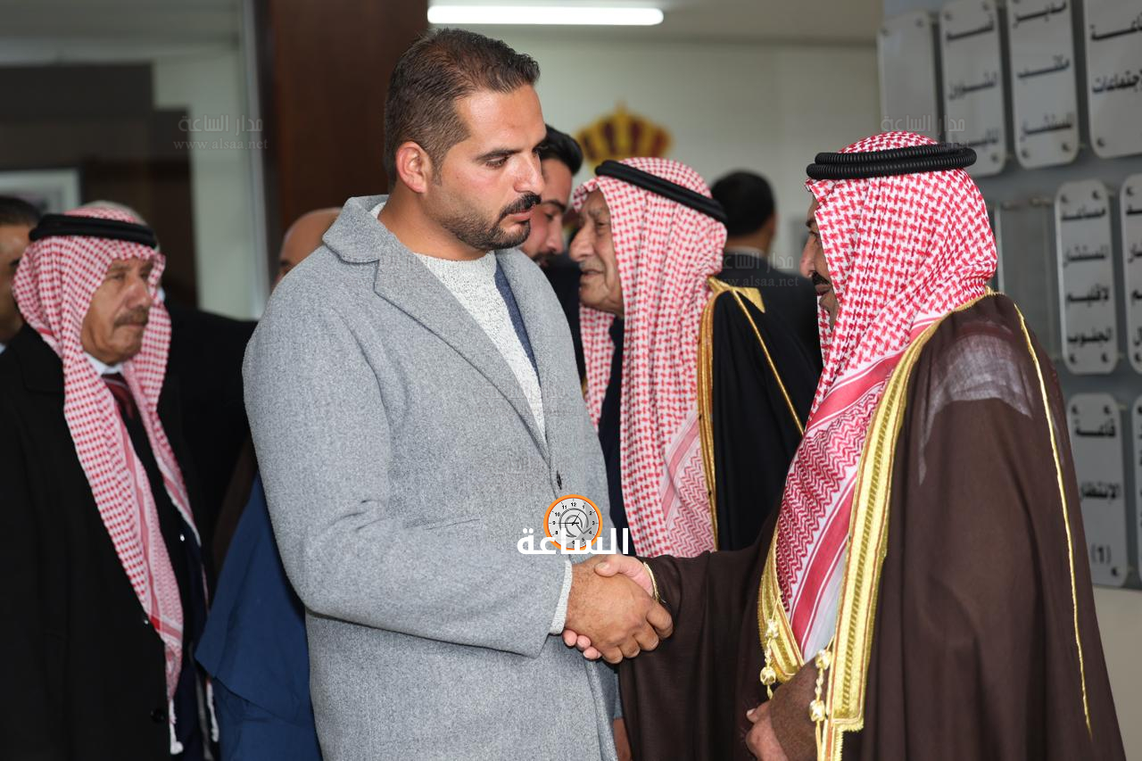 Madar Al-Saa Images 0.5115811155422879