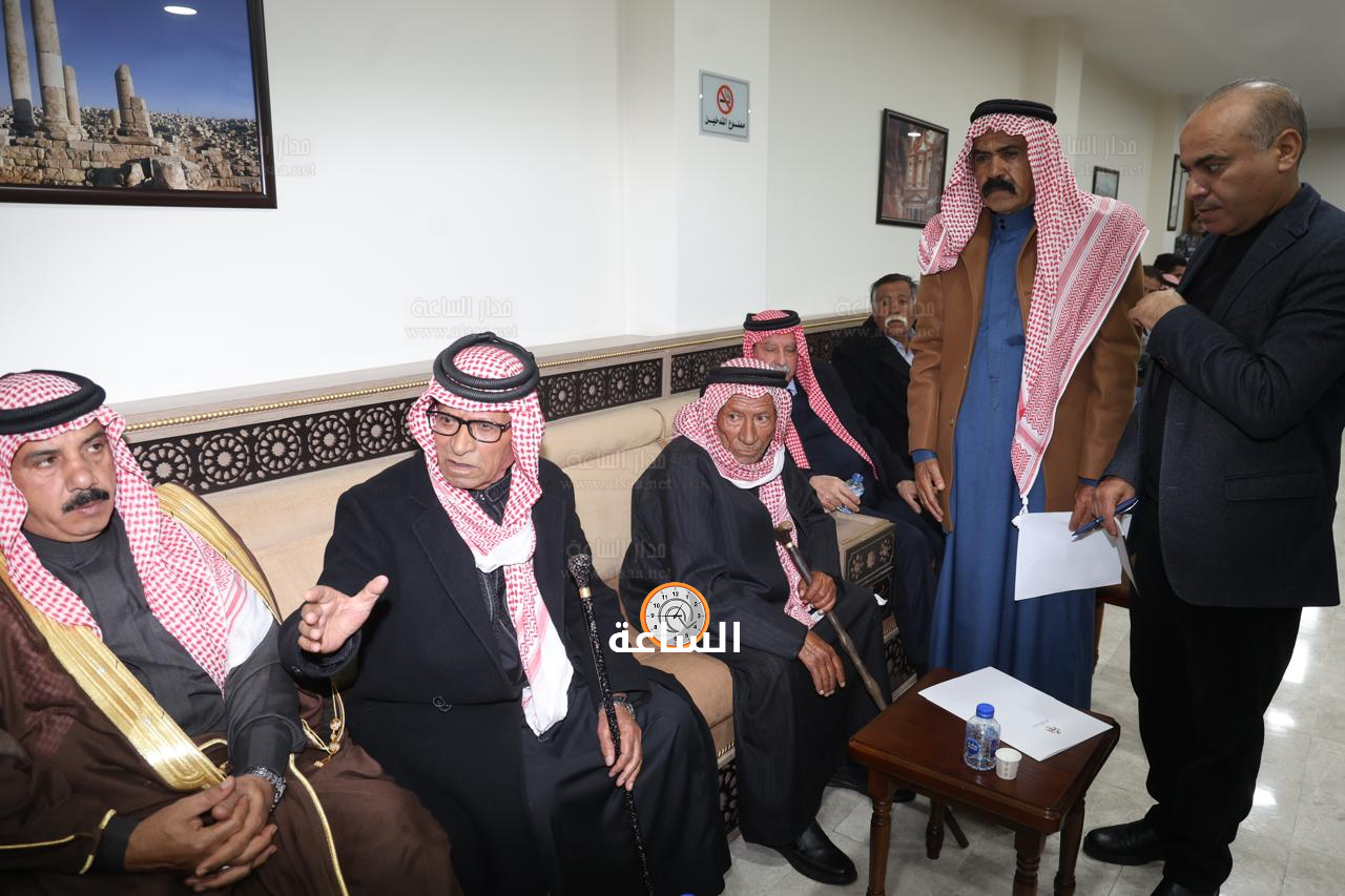 Madar Al-Saa Images 0.8017673832881488